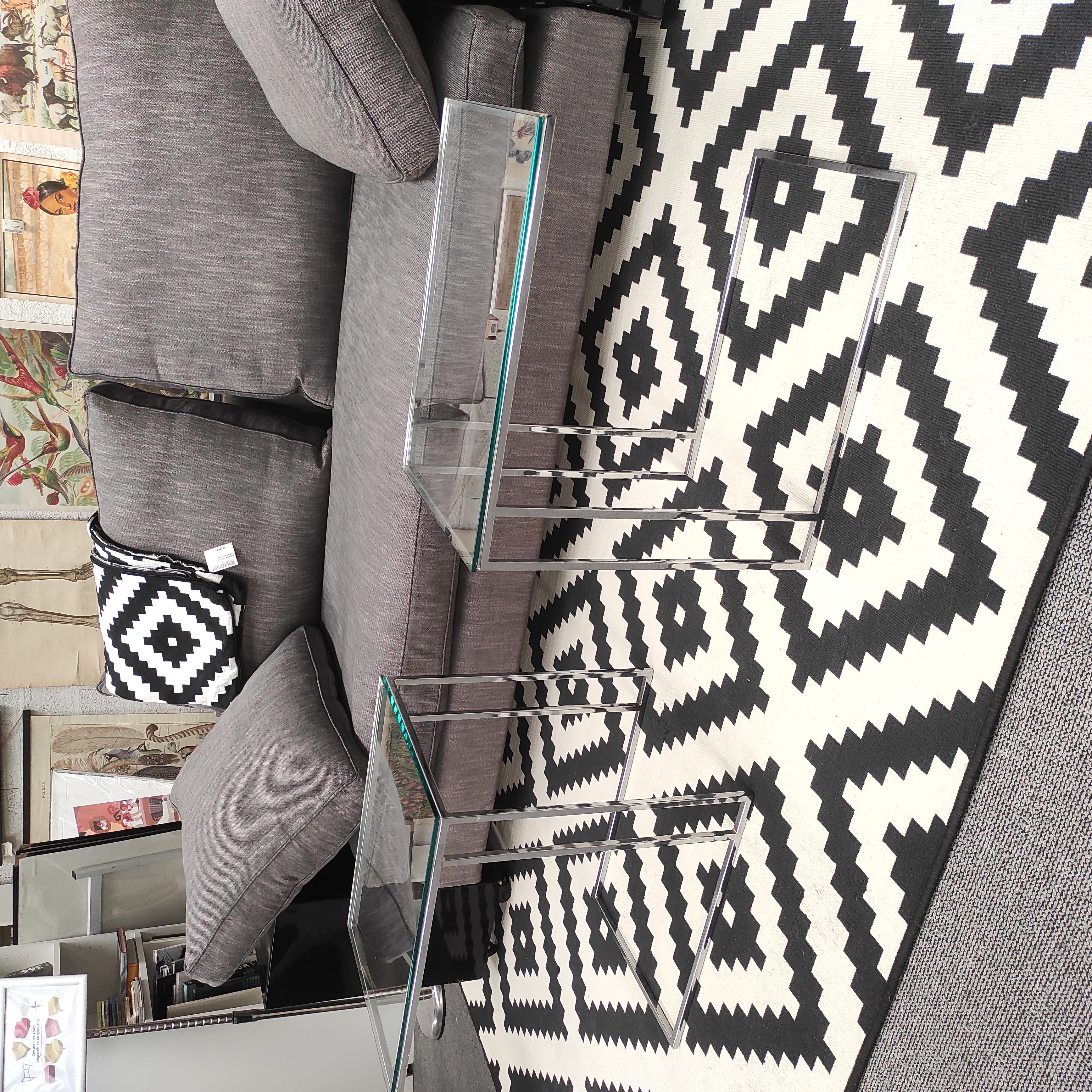 PAIRE DE TABLES BASSES CONTEMPORAINE VERRE ET METAL 