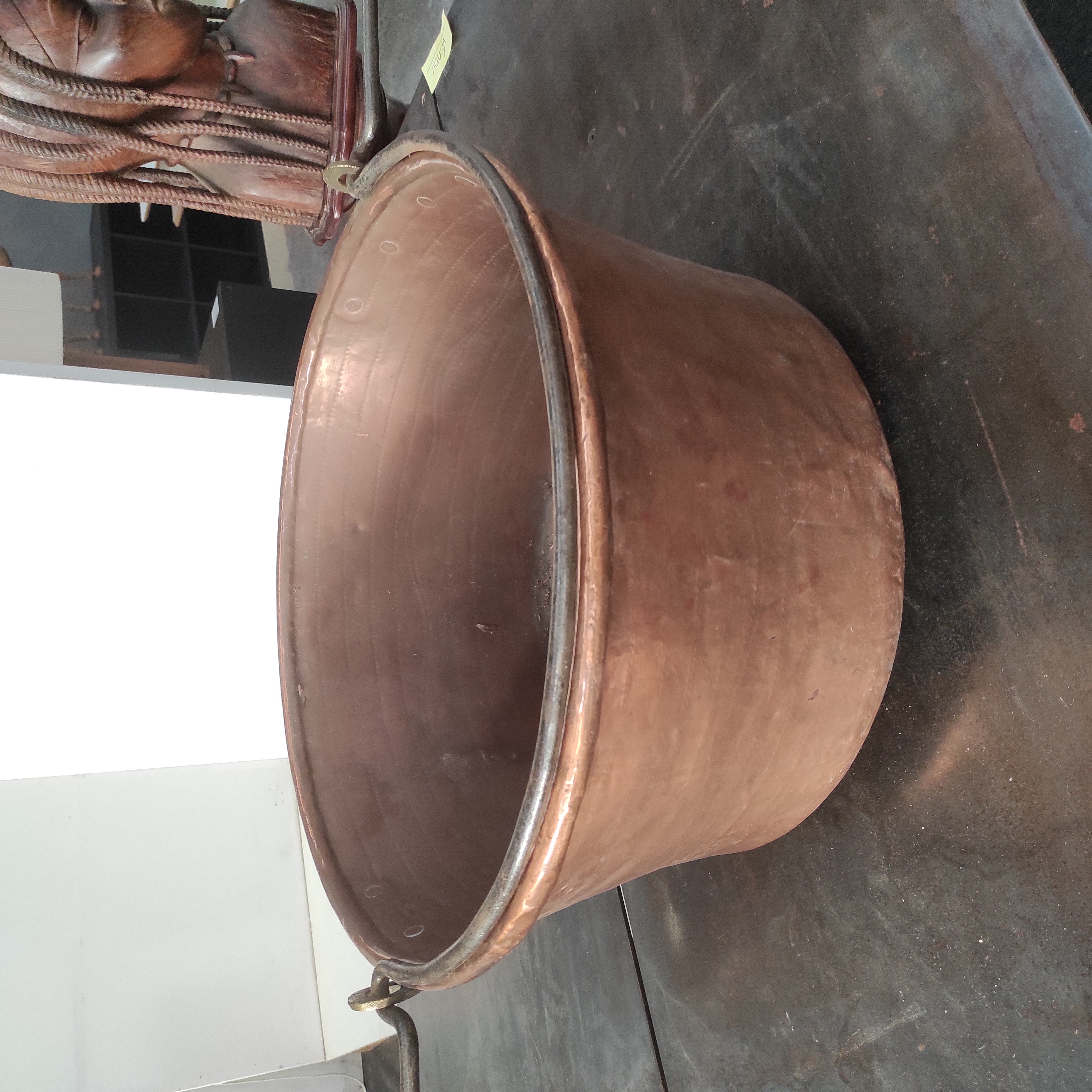 GRAND CHAUDRON EN CUIVRE 58 CM