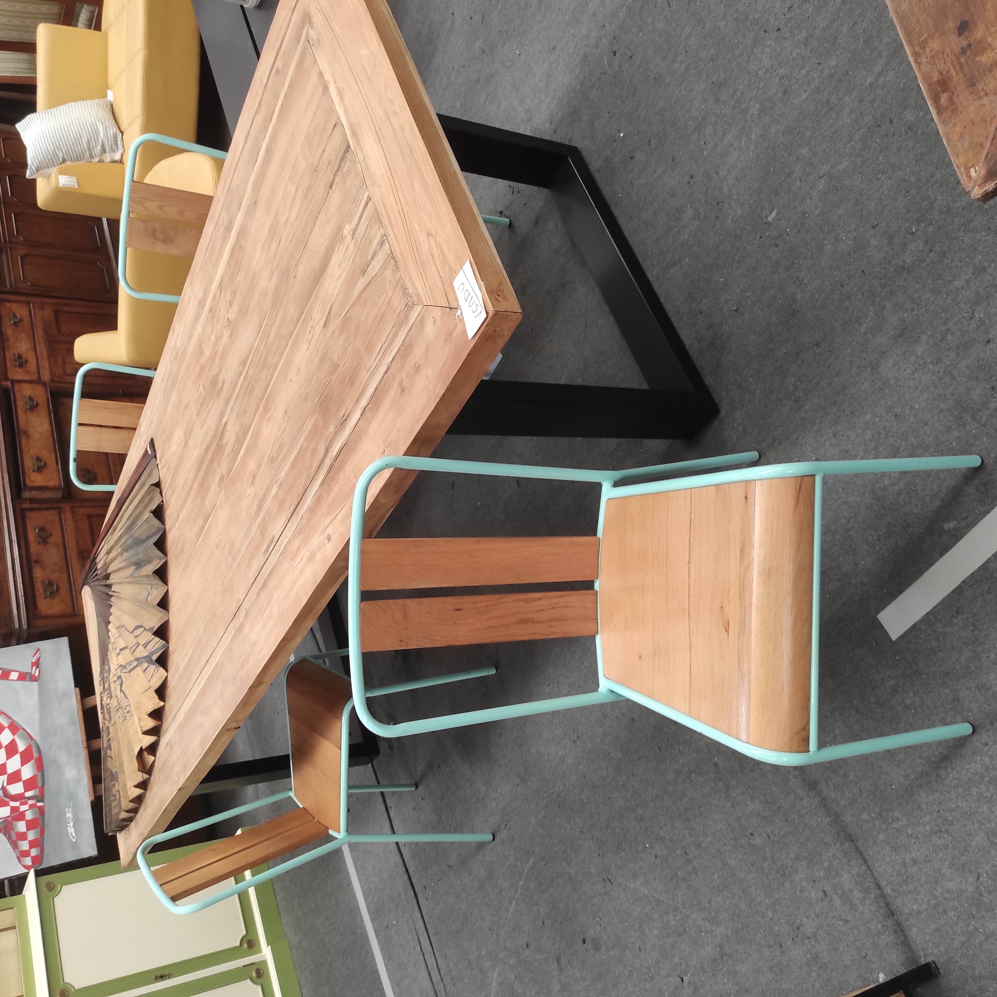 4 CHAISES EN METAL TURQUOISE ET CHENE