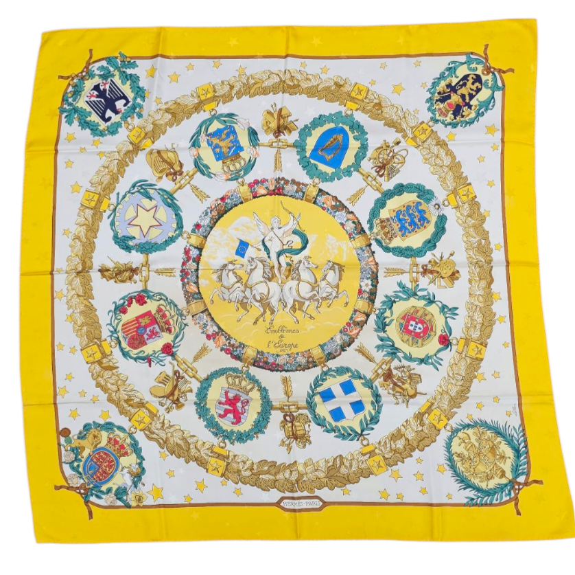 HERMES CARRE EMBLEMES DE L EUROPE DE CATY LATHAM 1ERE ED. 1993 JAUNE (TACHES)