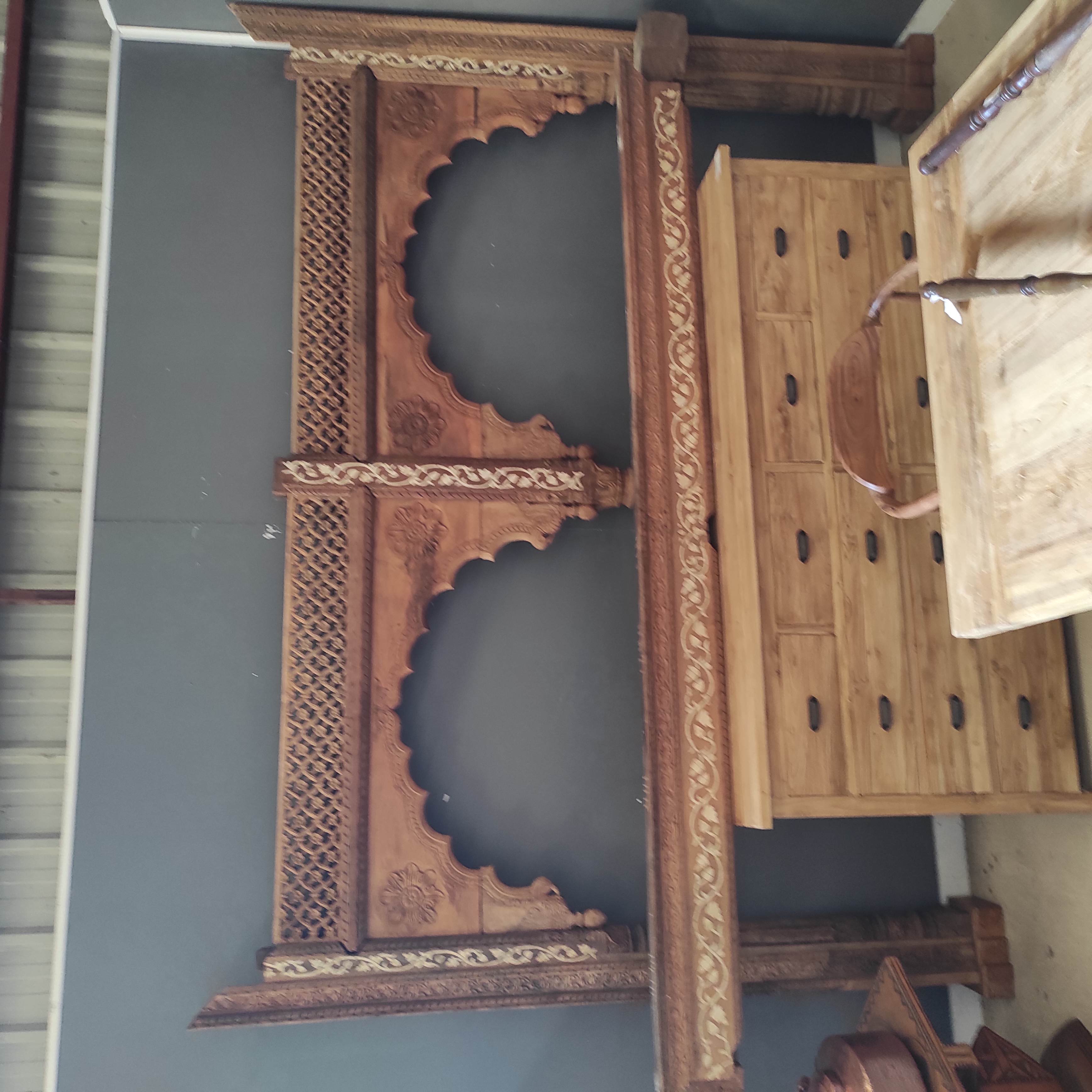 MOUCHARABIER ARABESQUE 333 CM X 250 CM