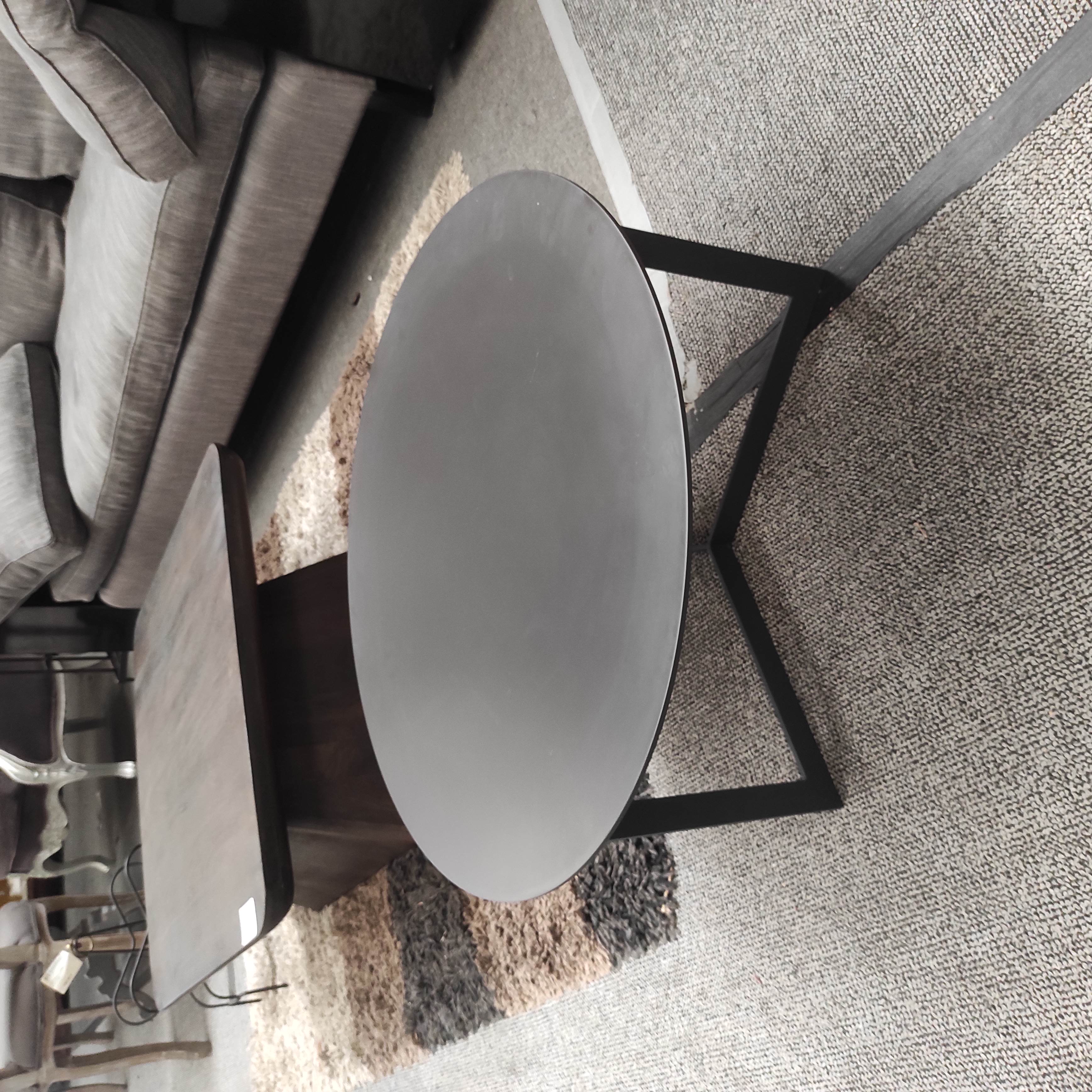 TABLE BASSE CIRCULAIRE GRISE PIED ACIER TRIPODE 31/65 CM