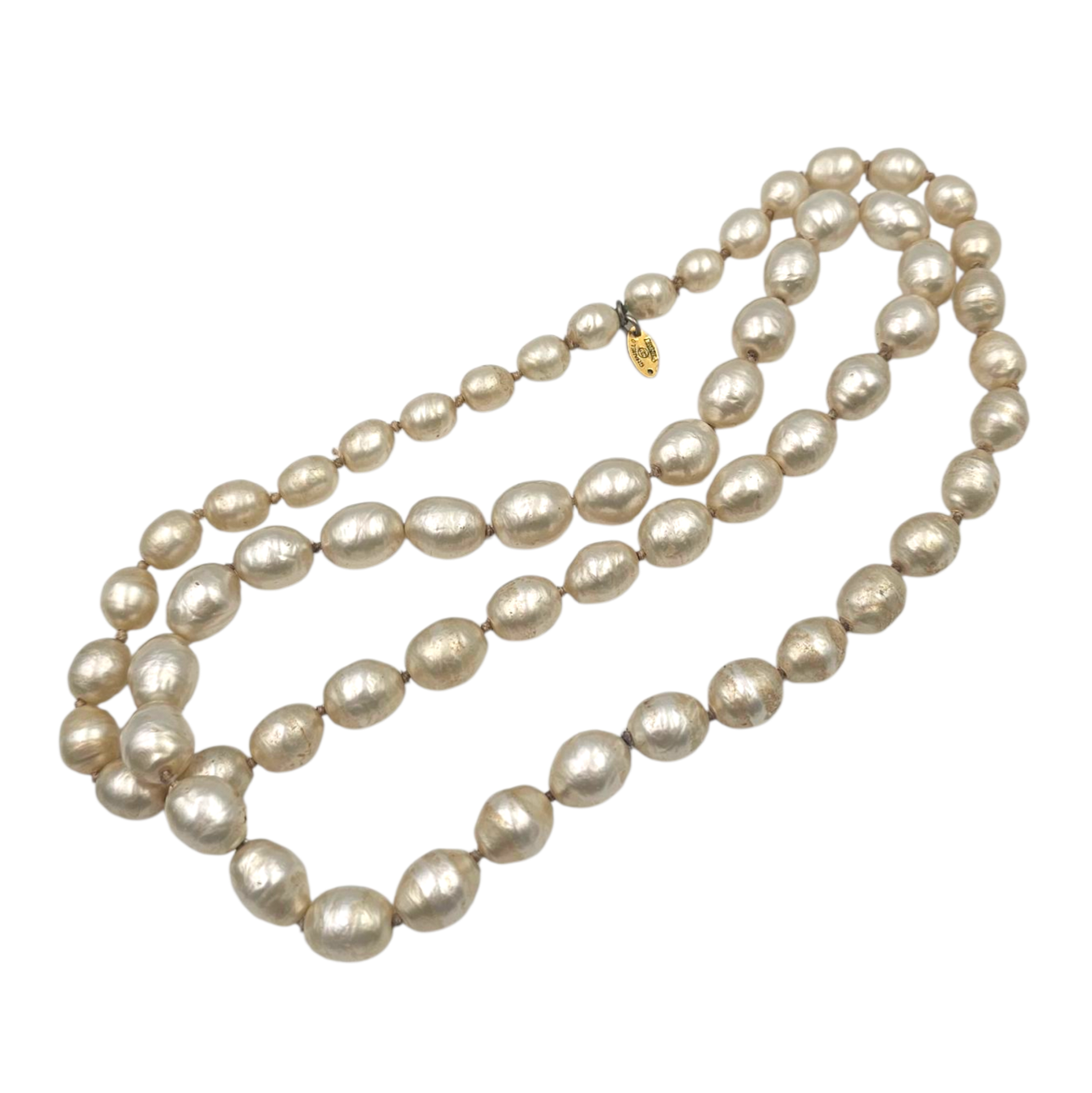 CHANEL COLLIER SAUTOIR 61 PERLES NACREES (VIP)