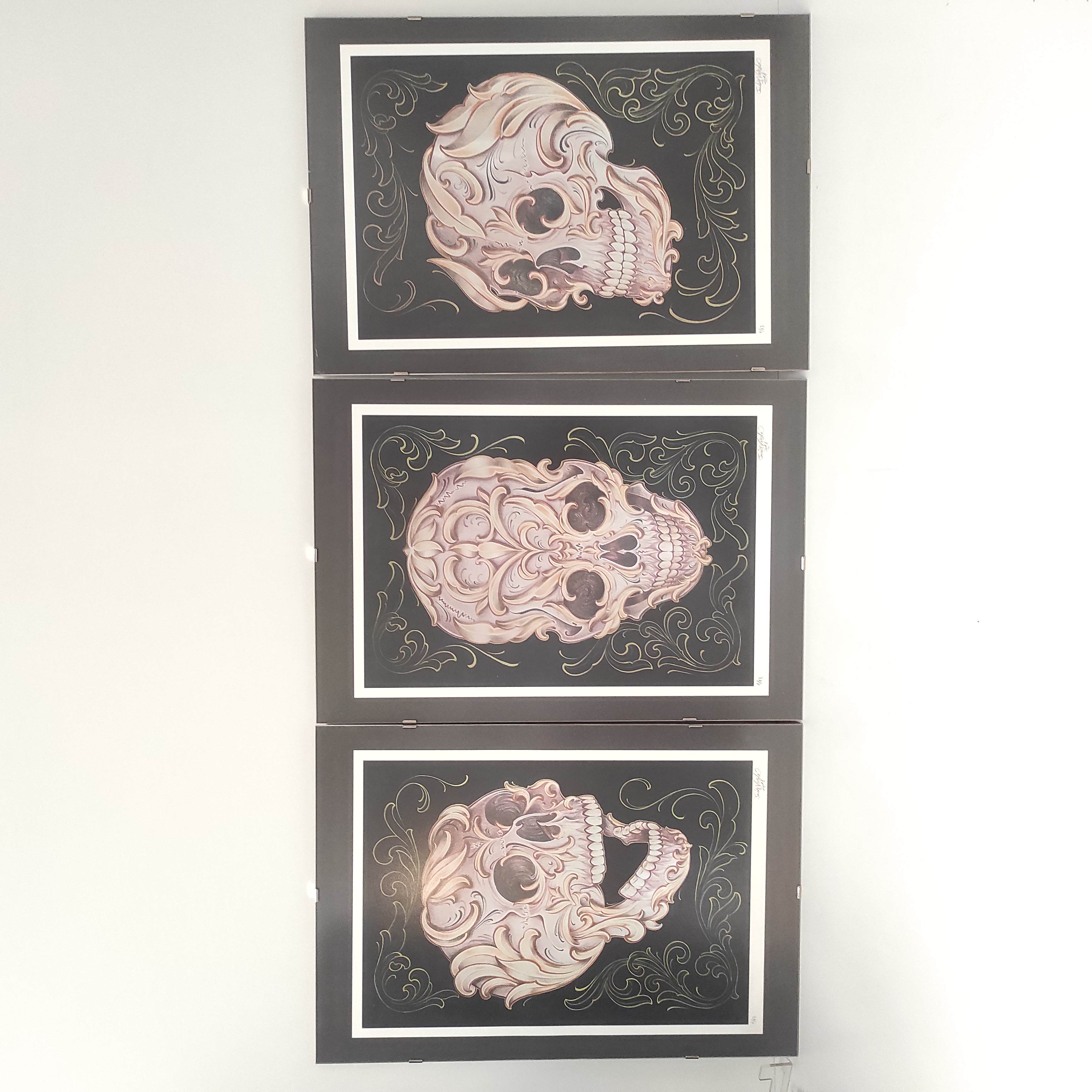 JAVIER VARELA TRYPTIQUE DE LITHOGRAPHIE TETE DE MORT 50 x 35 CM