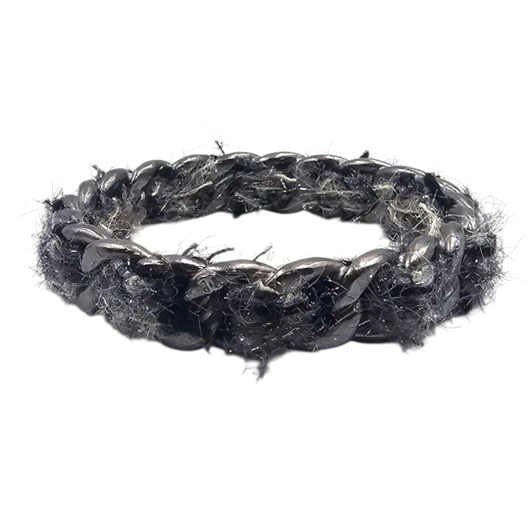 CHANEL PROTOTYPE BRACELET JONC EN METAL VIEILLI ENTRELACE DE TWEED