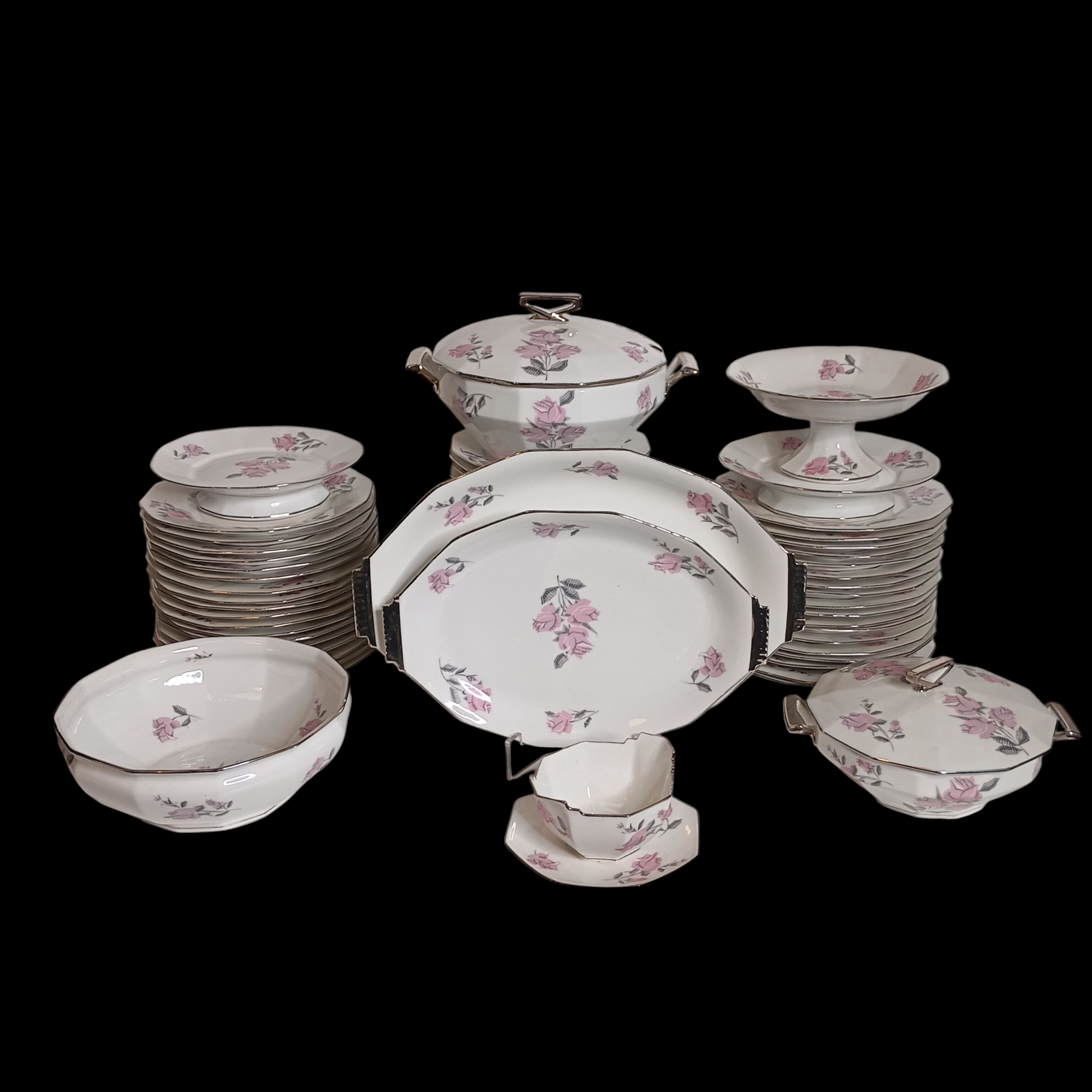 LIMOGES SERVICE DE TABLE ART DECO LISERE ARGENT ET FLEURS ROSES