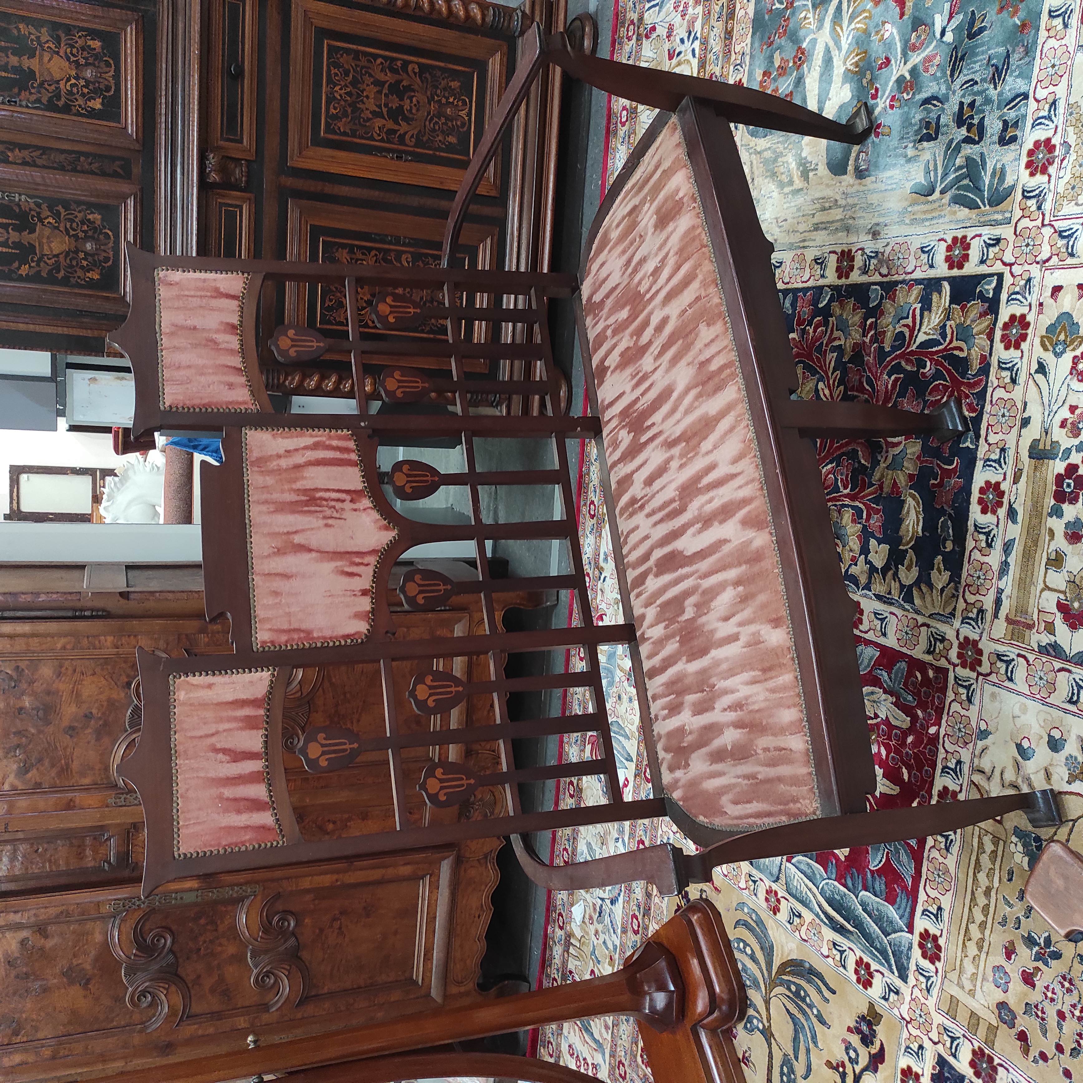 ARTS & CRAFT GEORGE MONTAGUE ELLWOOD BANQUETTE 136/132/56 CM