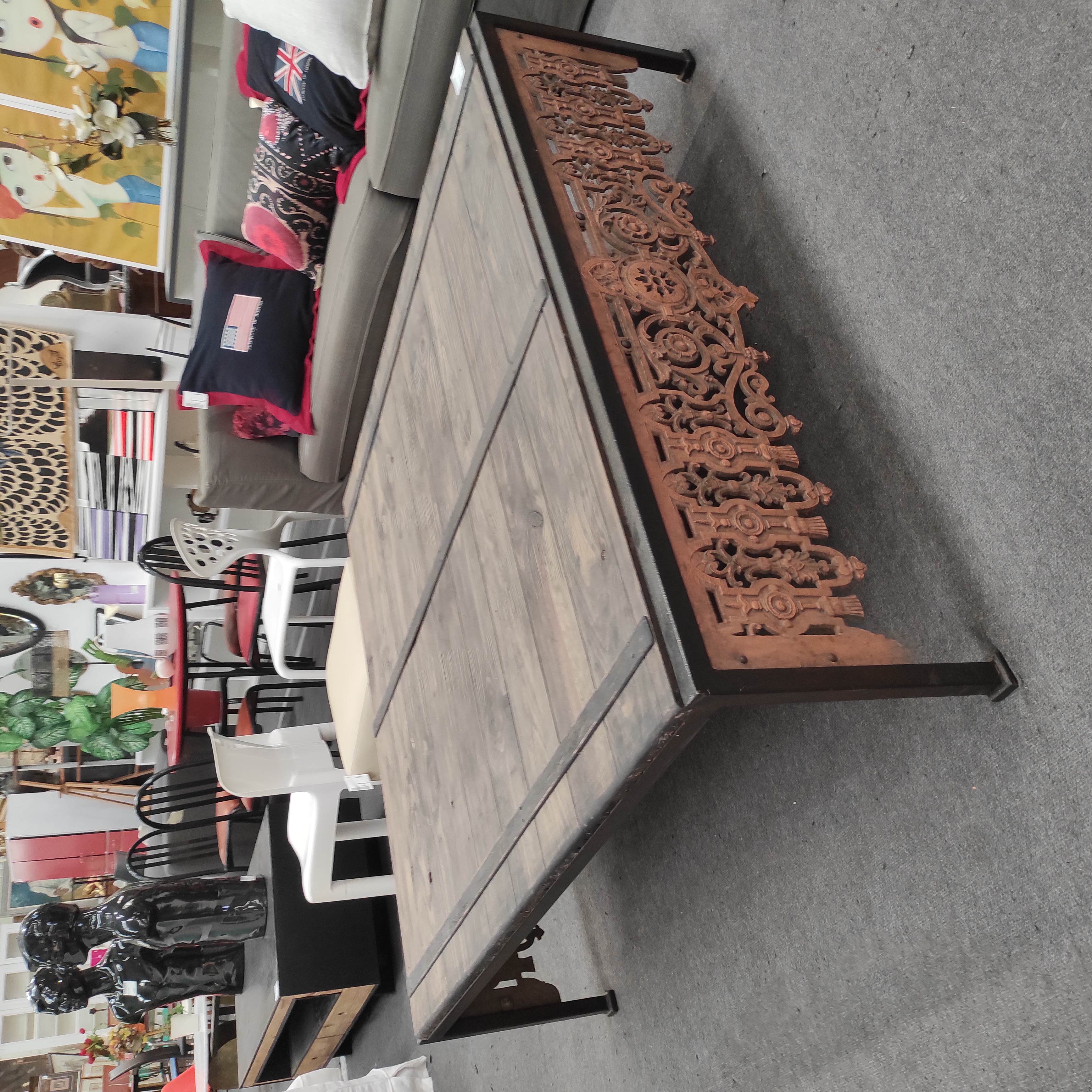 TRES GRANDE TABLE BASSE METAL ET BOIS 135/44/135 CM