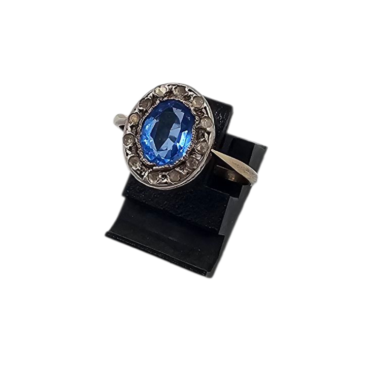 BAGUE EN OR (AIGLE) PIERRE BLEUE SYNTHETIQUE ET ZIRCONS T.57 P.B. 2.59 GR