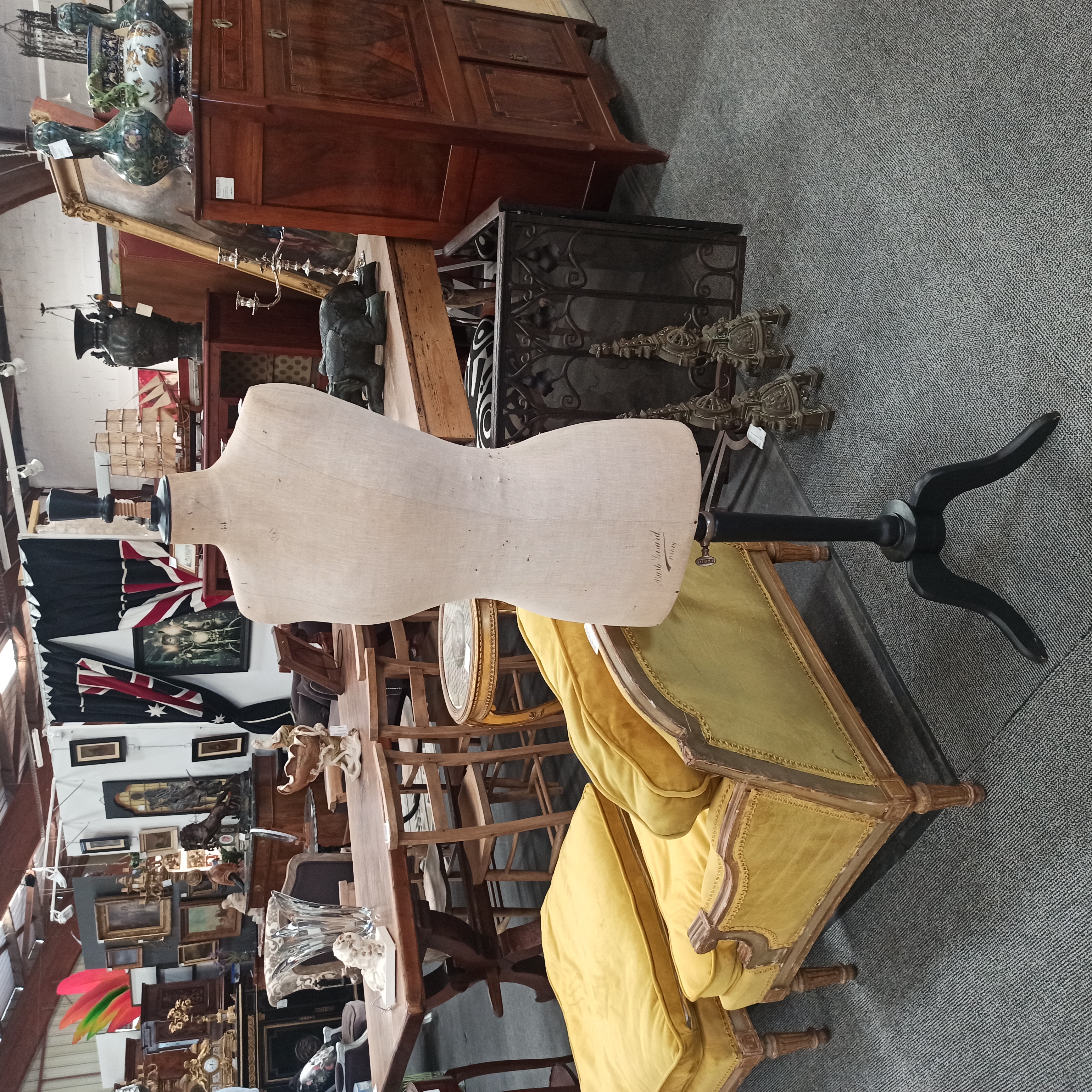 GIRARD PARIS MANNEQUIN BUSTE 35/160 CM