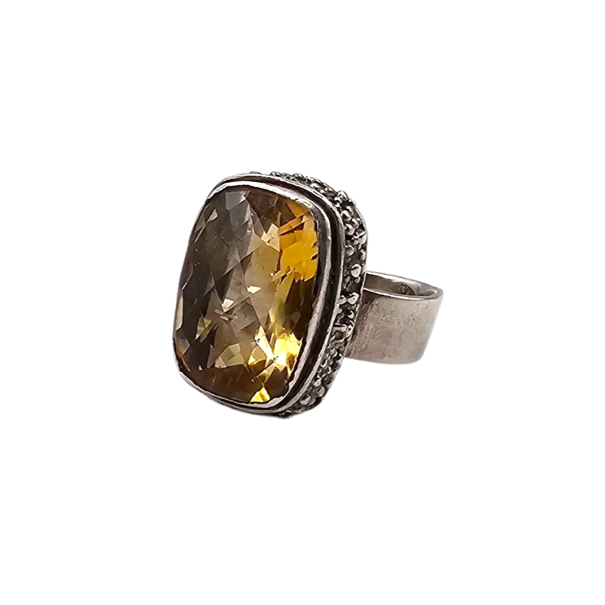 BAGUE EN ARGENT (925) AVEC QUARTZ JAUNE TAILLE COUSSIN P.B. 14.44 GR