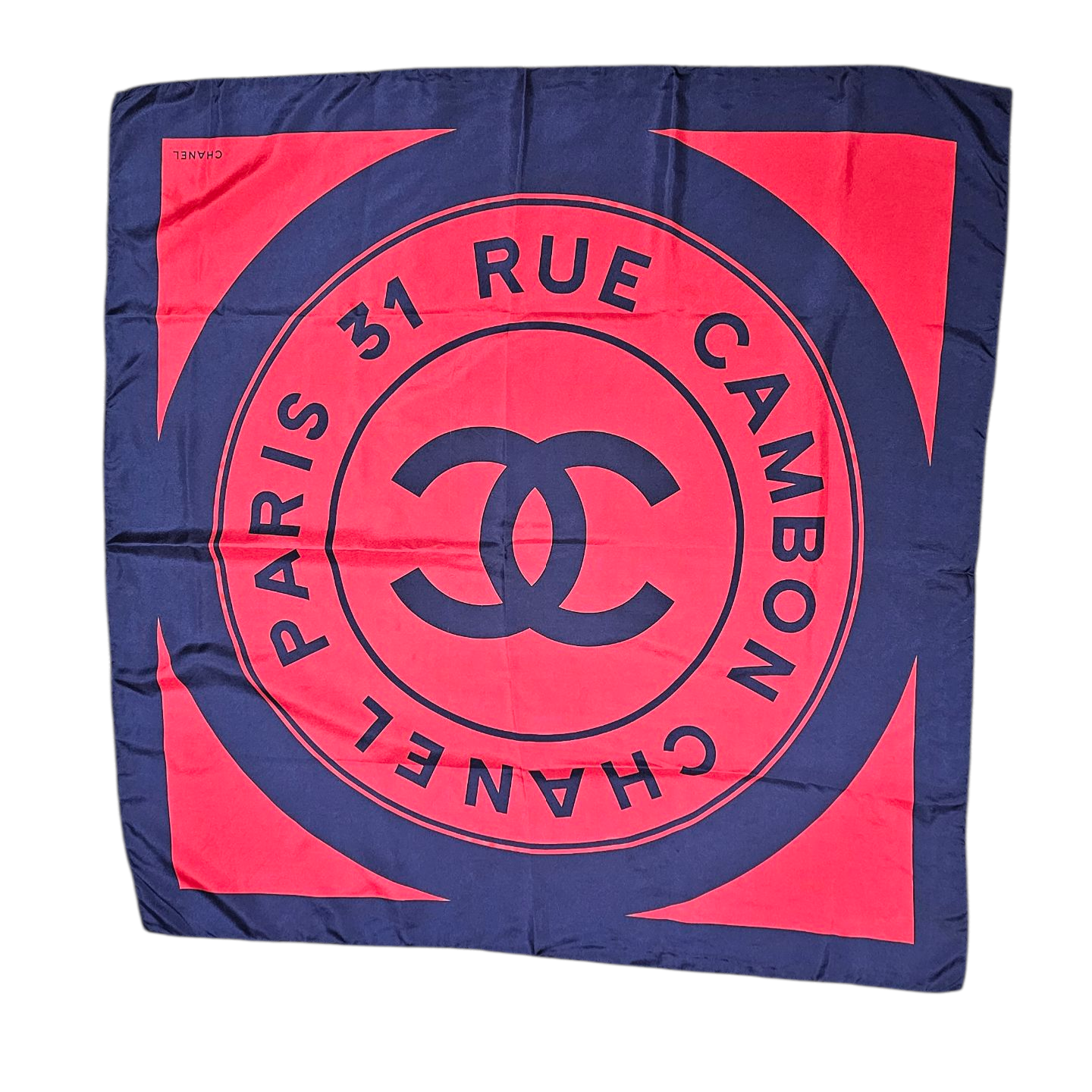 CHANEL CARRE 31 RUE CAMBON PARIS AVEC LOGO EN SOIE ROUGE ET BLEUE