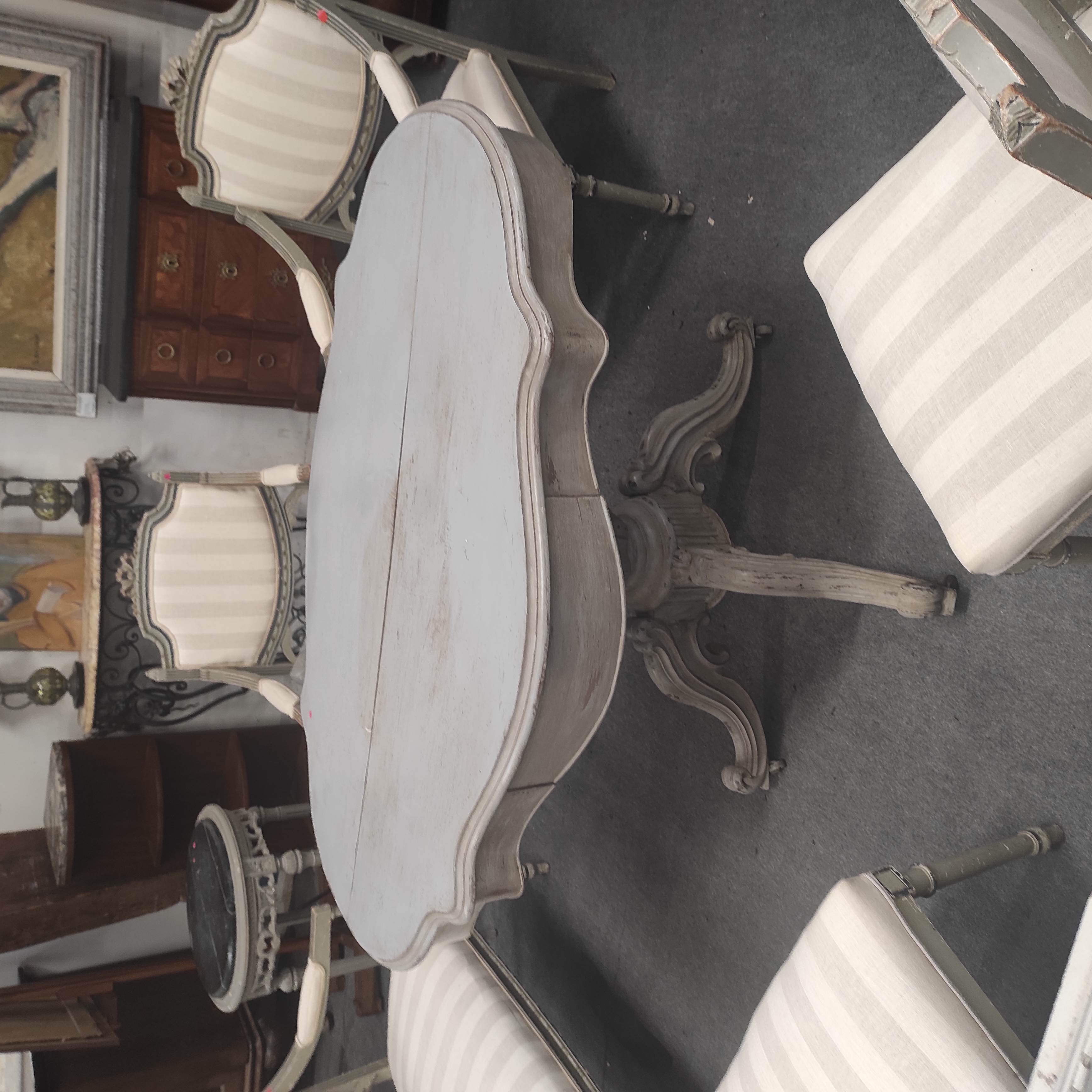 TABLE VIOLON GRISE 125/76/80 CM