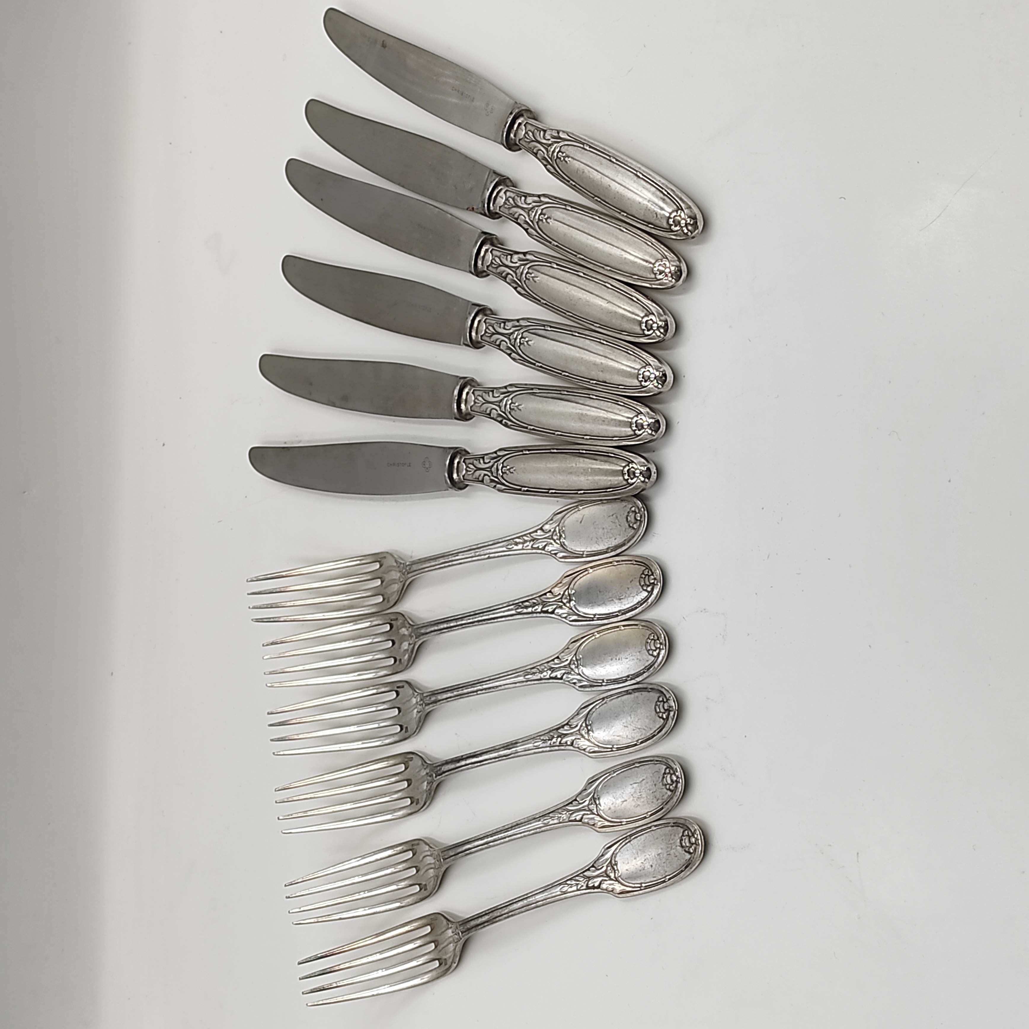 CHRISTOFLE MARIE ANTOINETTE 6 COUVERTS DE TABLE(12 PIECES) EN METAL ARGENTE