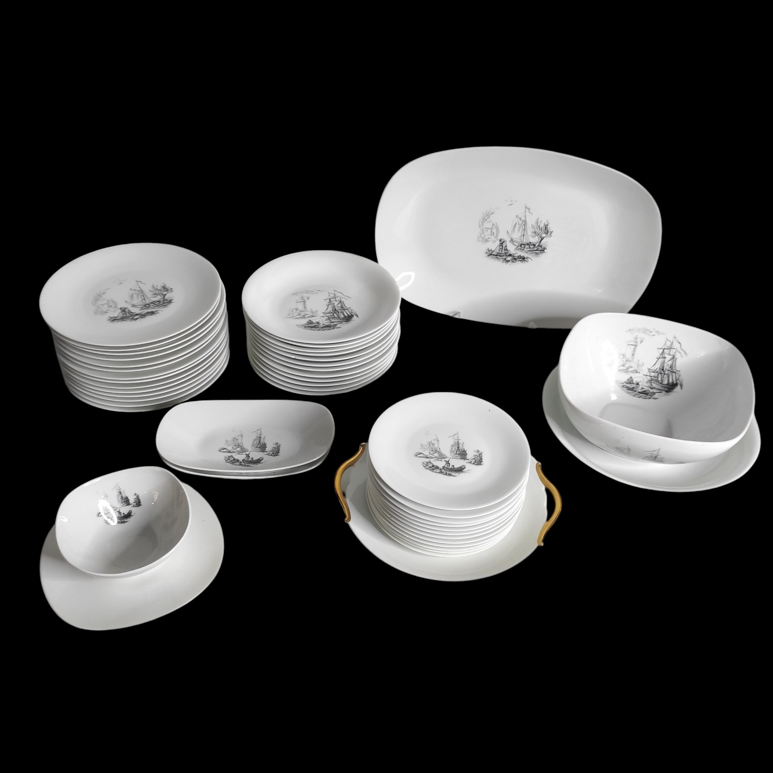 RAYNAUD LIMOGES SERVICE DE TABLE 43 PIECES DECOR DE MARINES XIX IE