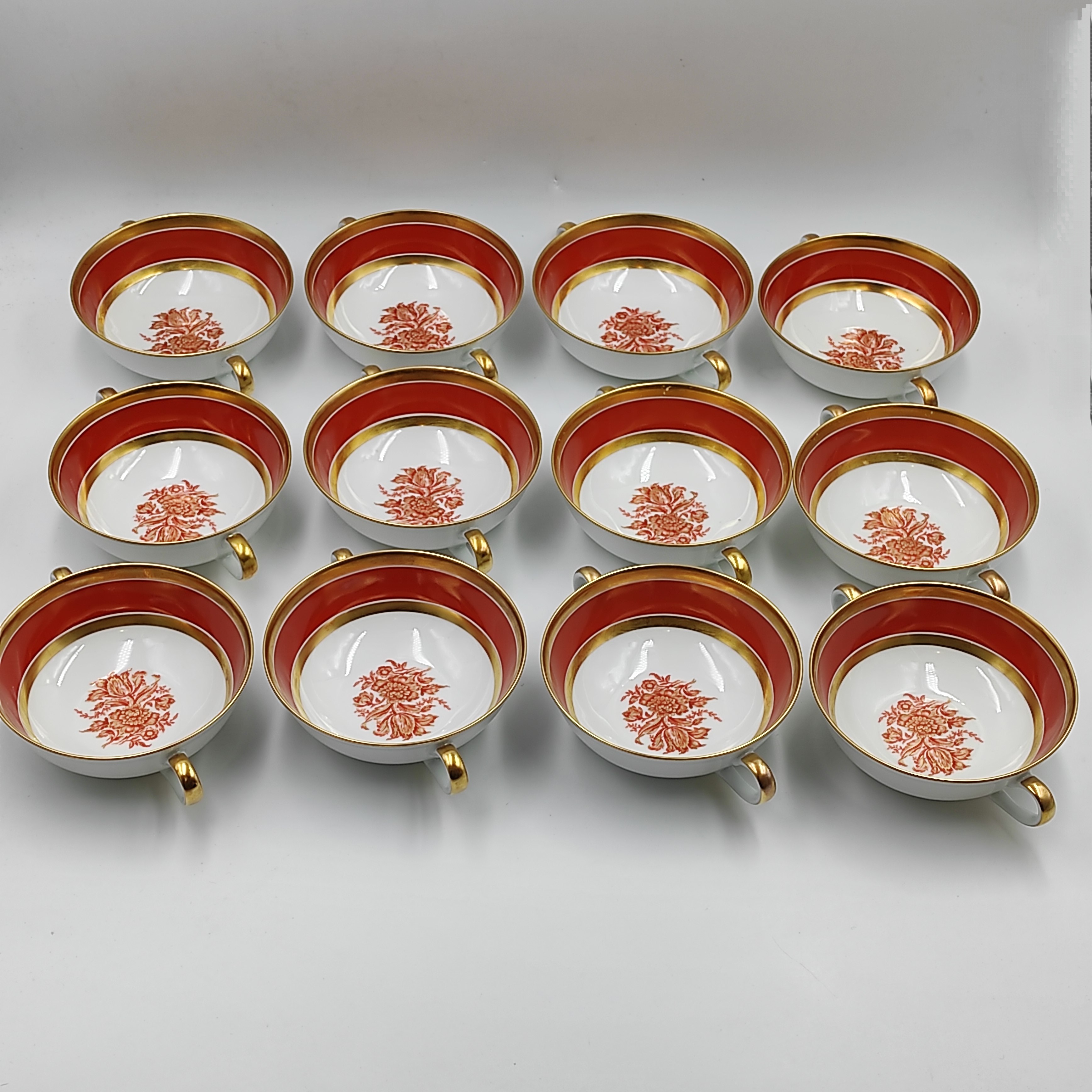 BERNARDAUD LIMOGES PARAMARIBO 12 TREMBLEUSES EN PORCELAINE FLEURS ORANGES
