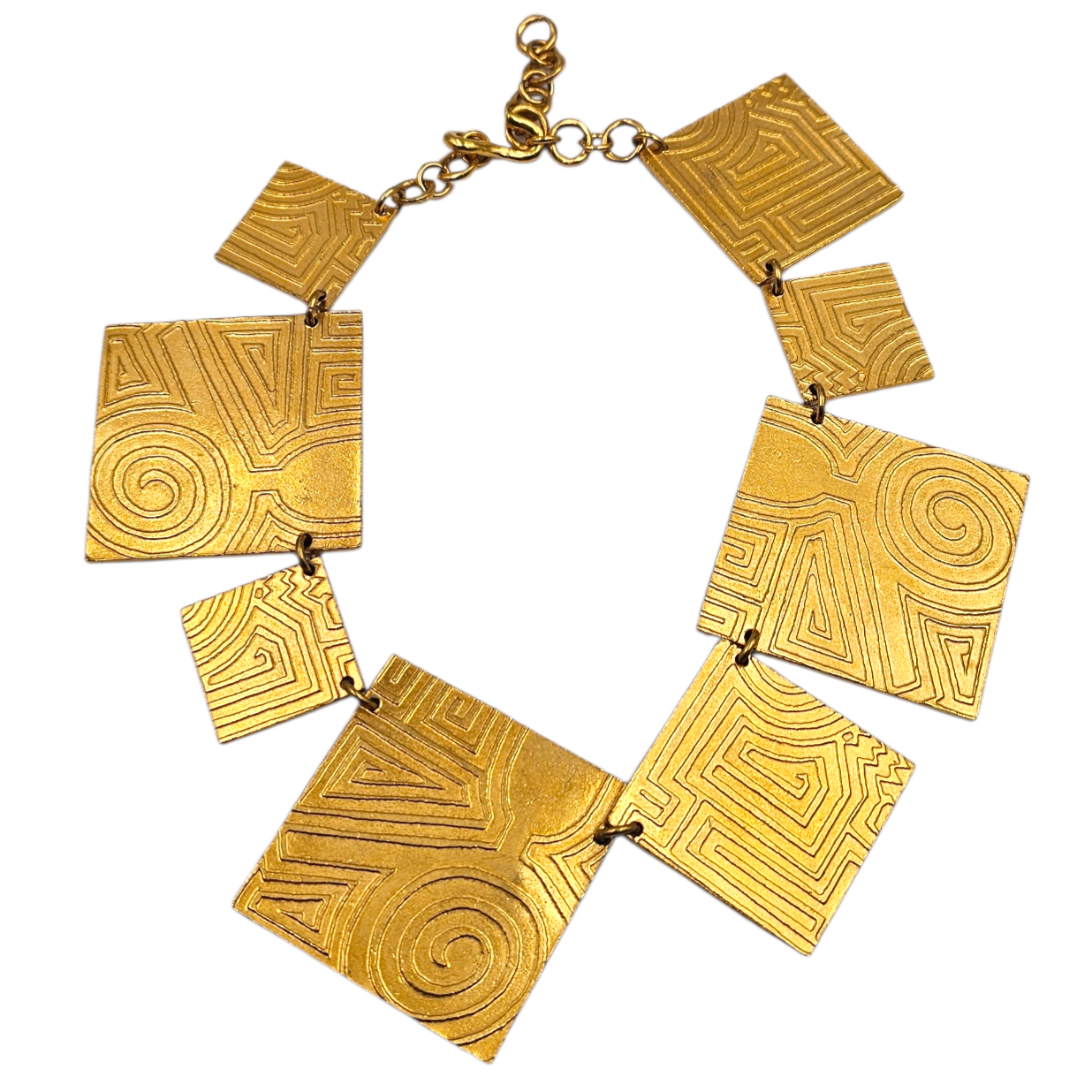 BICHE DE BERE COLLIER PLASTRON 8 ELEMENTS EN METAL DORE