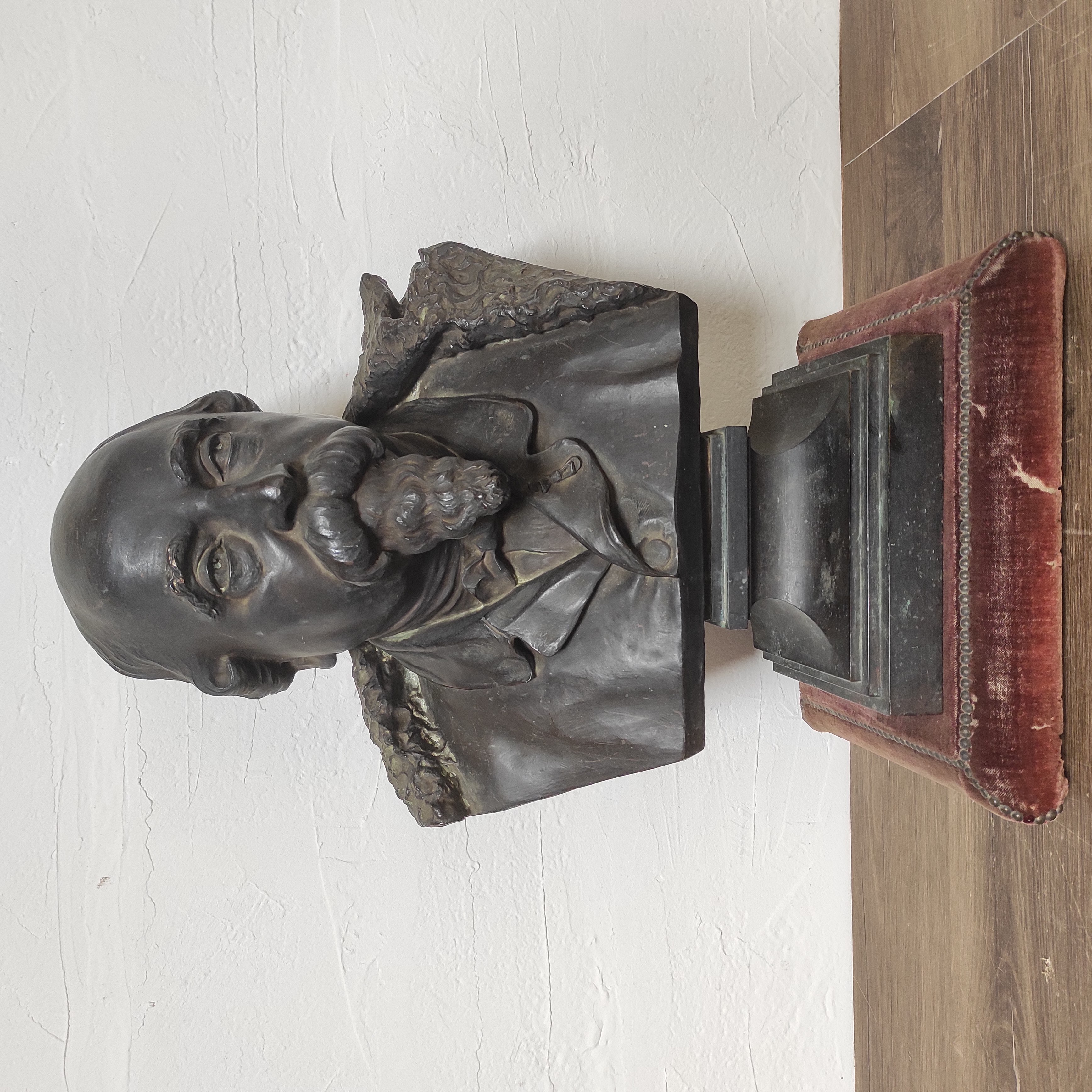 BUSTE DE  VENDEMIAIRE DELAMARE DEBOUTTEVILLE PAR  HHOFFMEISTER ET BARBEDIENNE 56