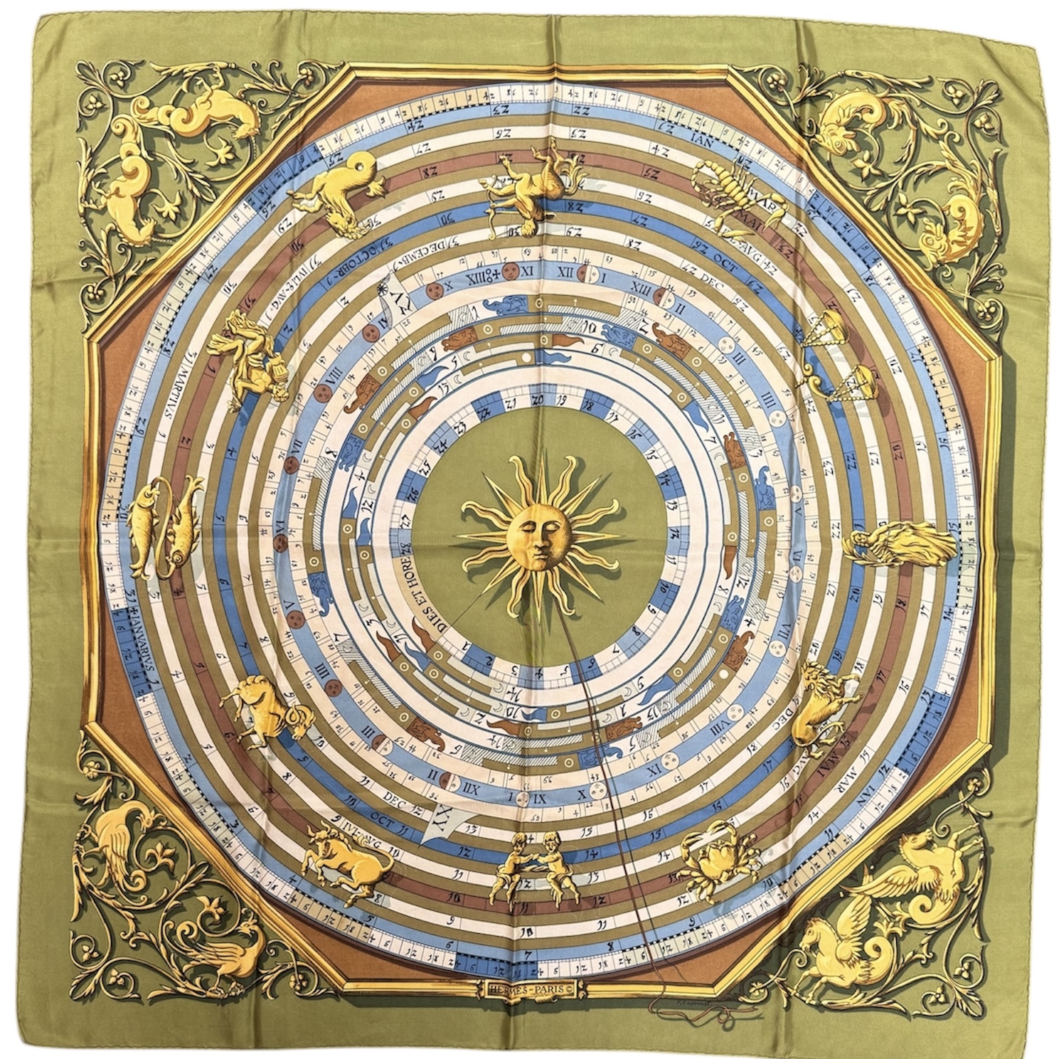 HERMES CARRE ASTROLOGIE DE FRANCOISE FACONNET FOND VERT (FILS TIRES)