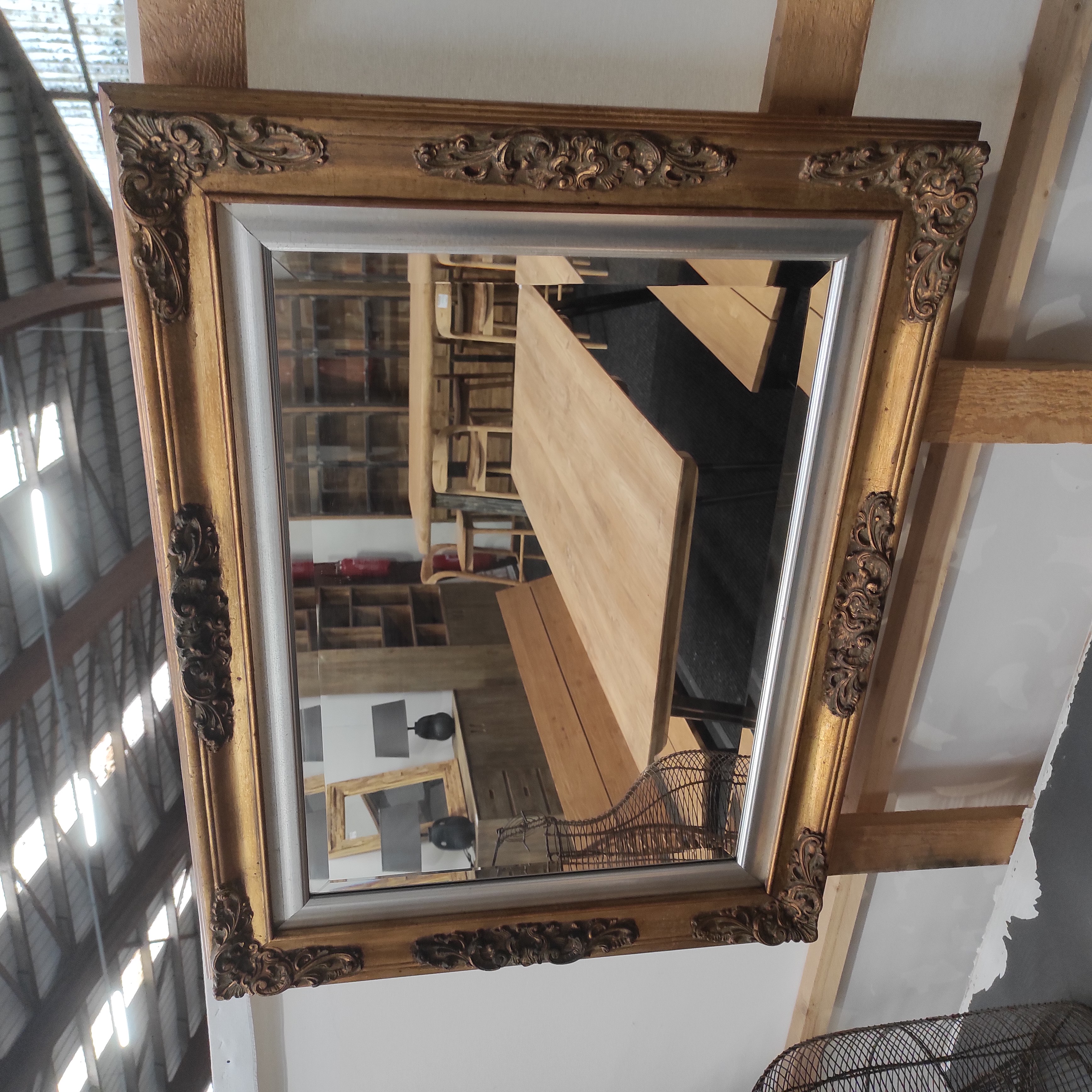 MIROIR RECTANGULAIRE ENTOURAGE DORE 70 X 92 CM