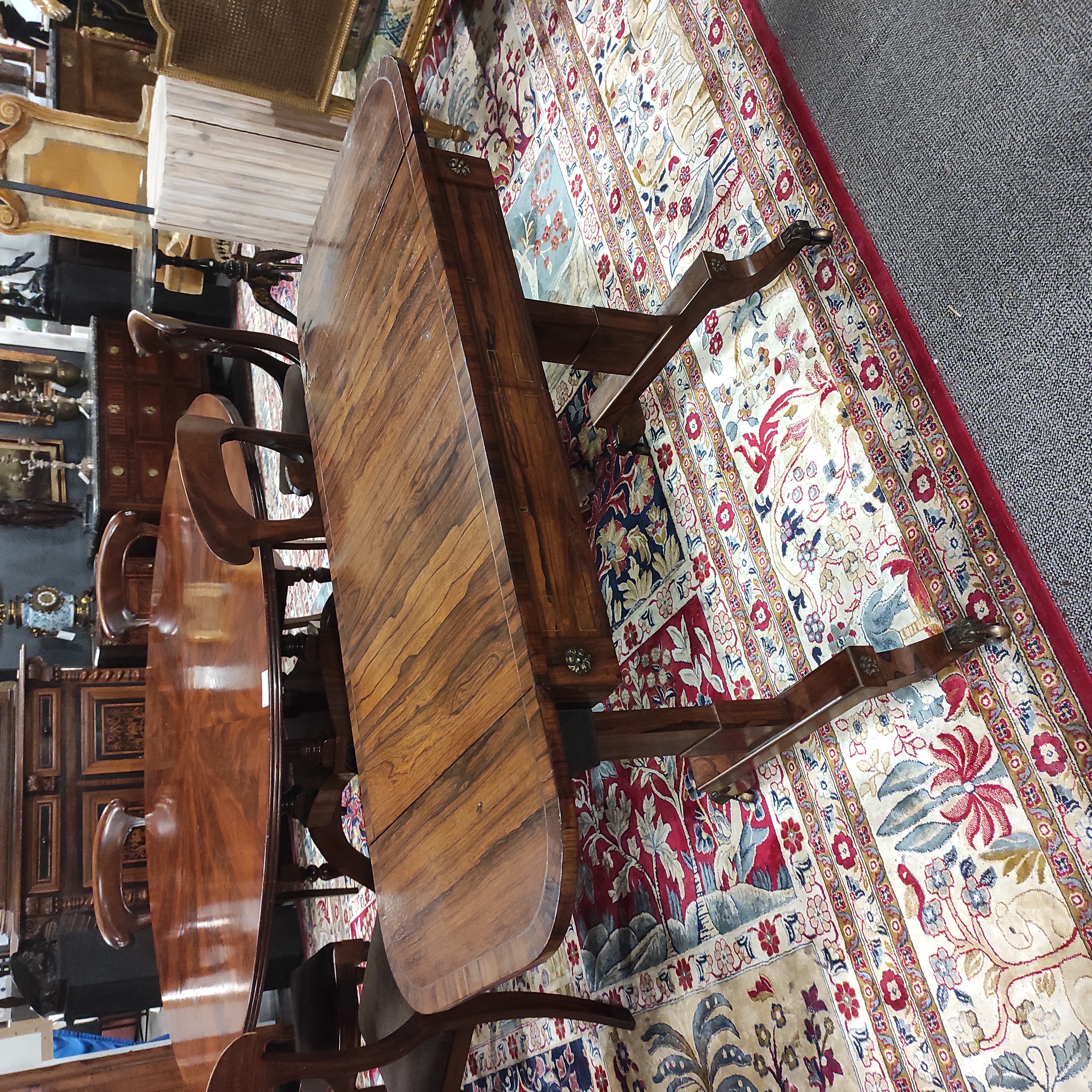 TABLE ANGLAISE EN EBENE DE MACASSAR  2 TIROIRS 2 VOLETS 134/72/61 CM EN L ETAT