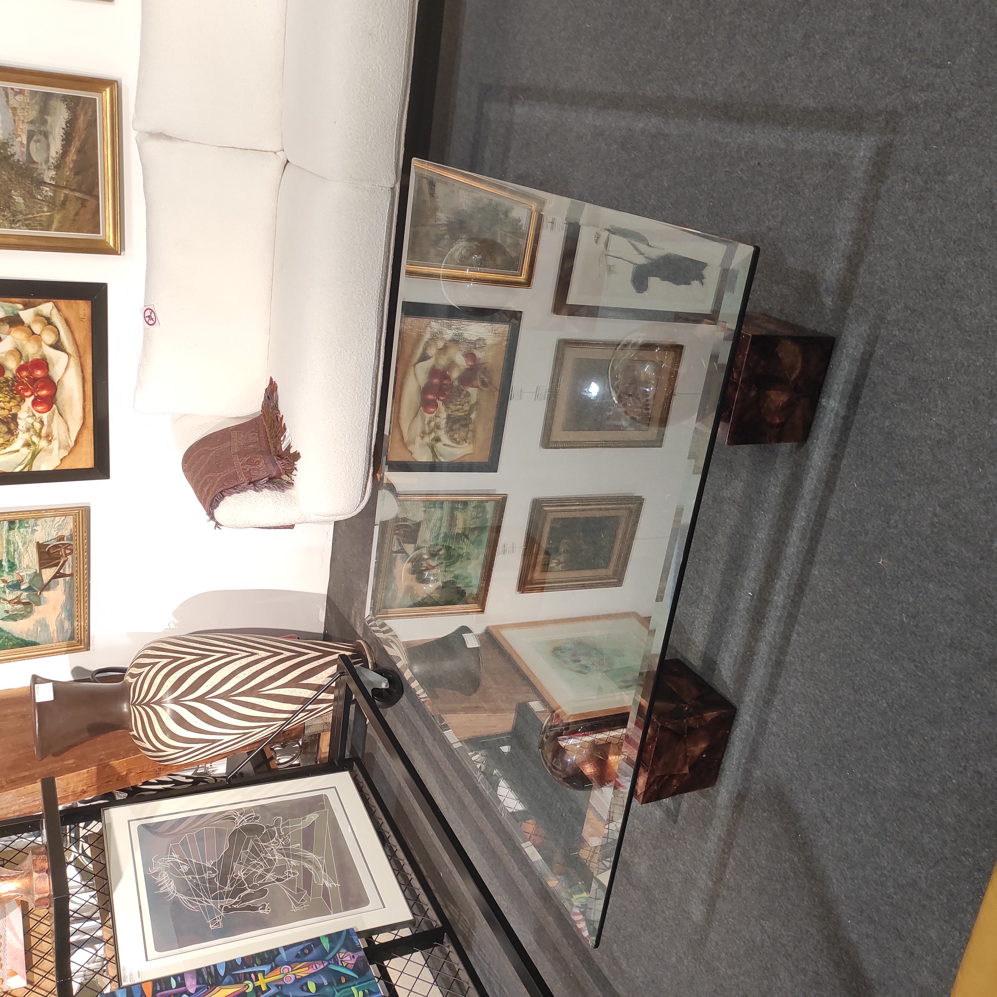 TABLE BASSE DESIGN DALLE EN VERRE ET PIEDS BOULES 110/44/110 CM