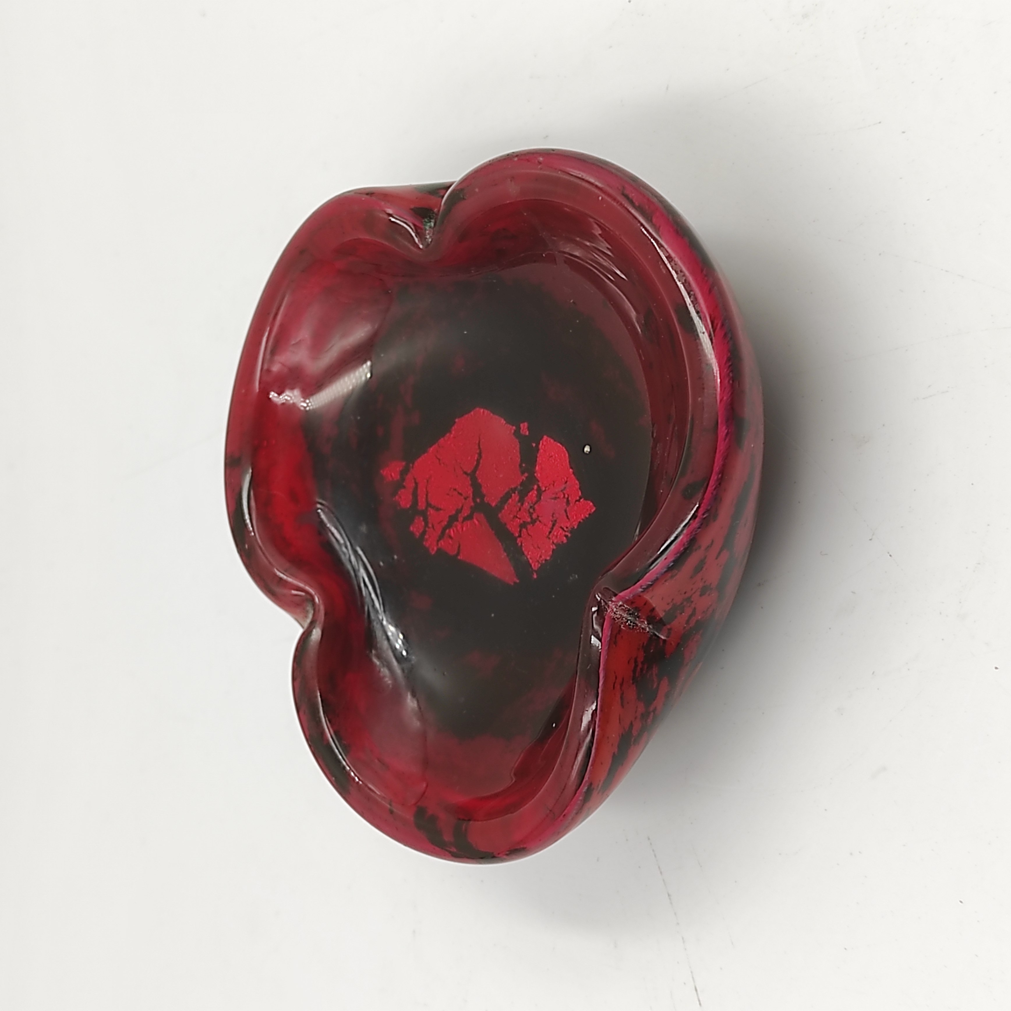 DAUM NANCY VIDE POCHE TRILOBE ART DECO AVEC INCLUSION DE FEUILLE D OR DIAM 11 CM