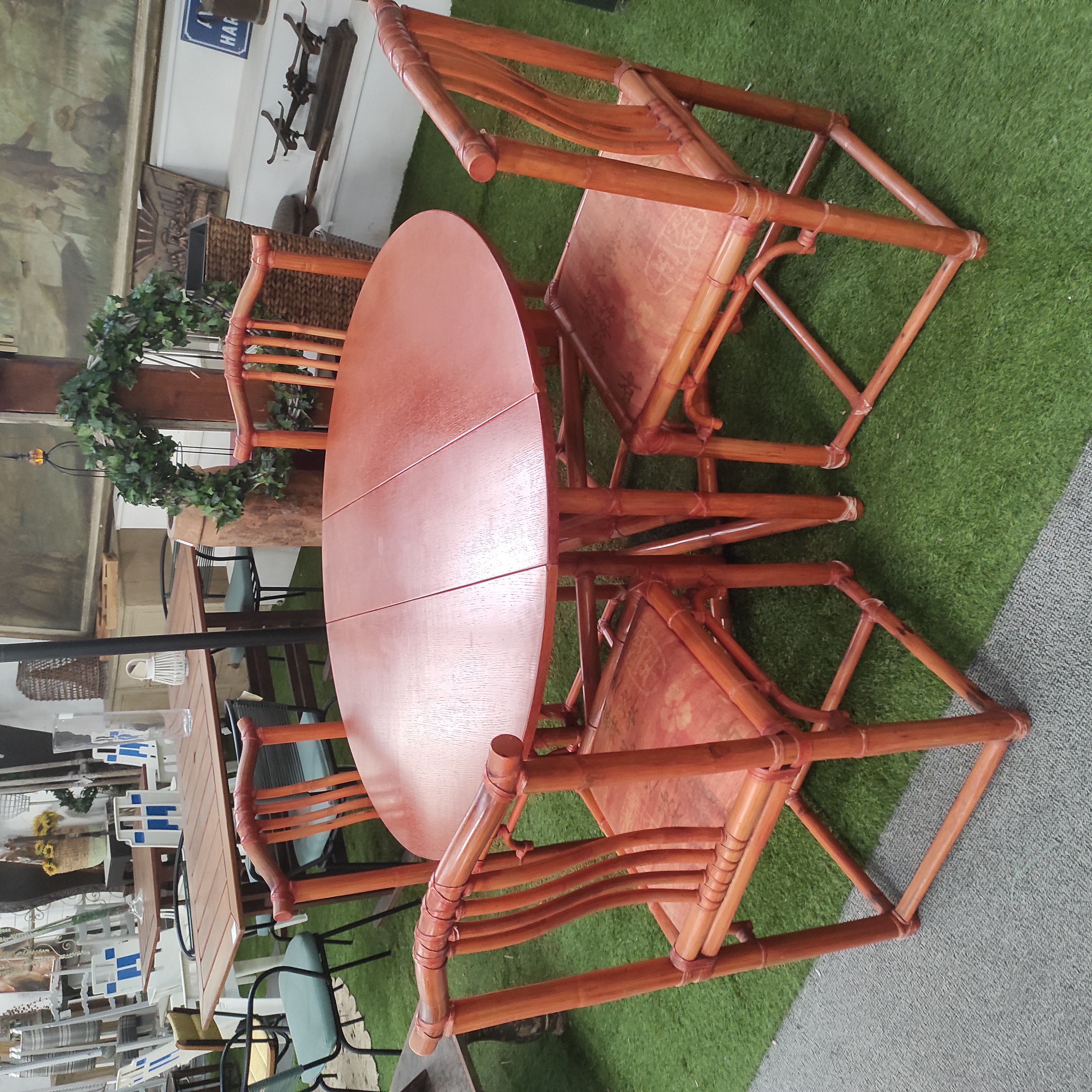 TABLE PLIANTE 120 CM ET 4 CHAISES EN ROTIN CORAIL