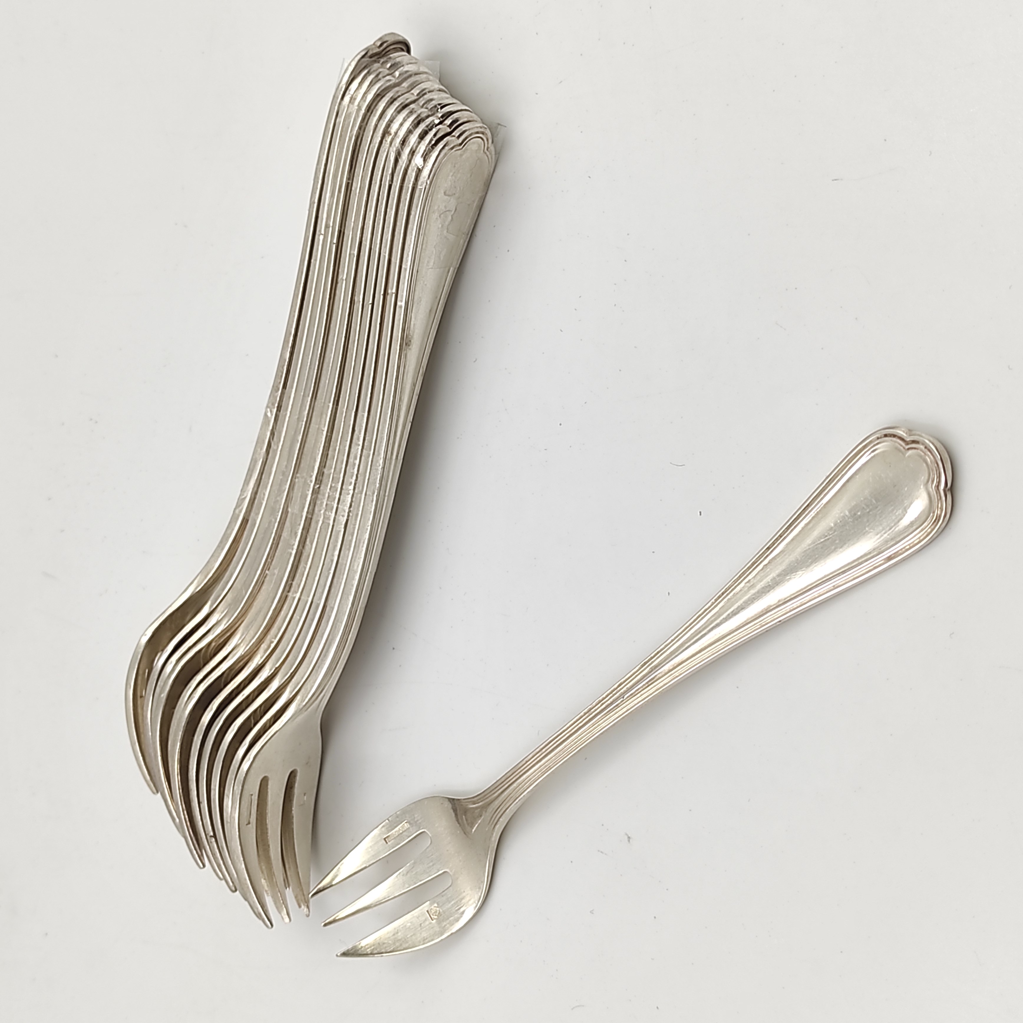 CHRISTOFLE SPATOURS 12 FOURCHETTES A HUITRE EN METAL ARGENTE