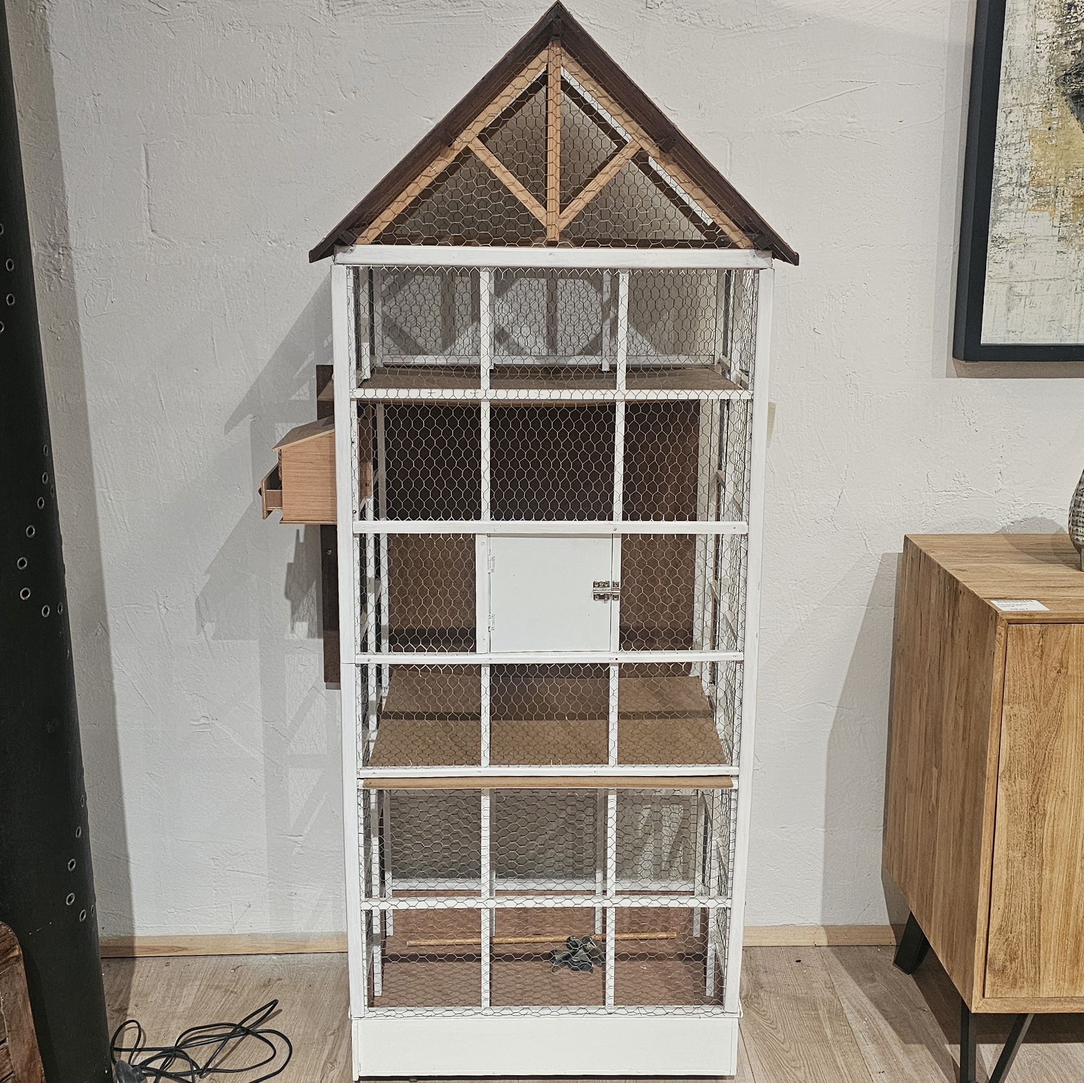 PETITE CAGE A OISEAUX EN BOIS SUR ROULETTES FAIT MAIN 170 X 60 X 40 CM