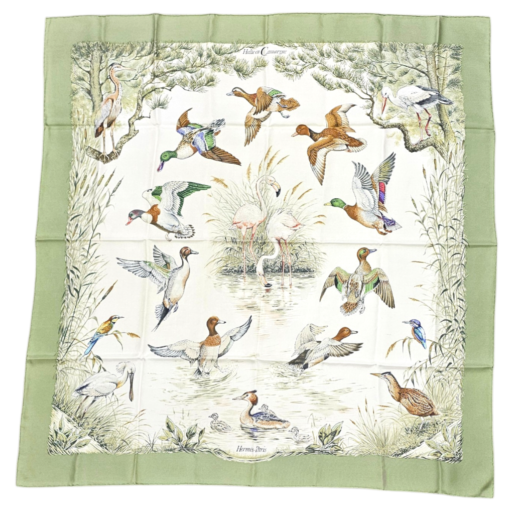 HERMES CARRE HALTE EN CAMARGUE DE ROBERT DALLET 1ERE ED. 1989 CONTOUR VERT