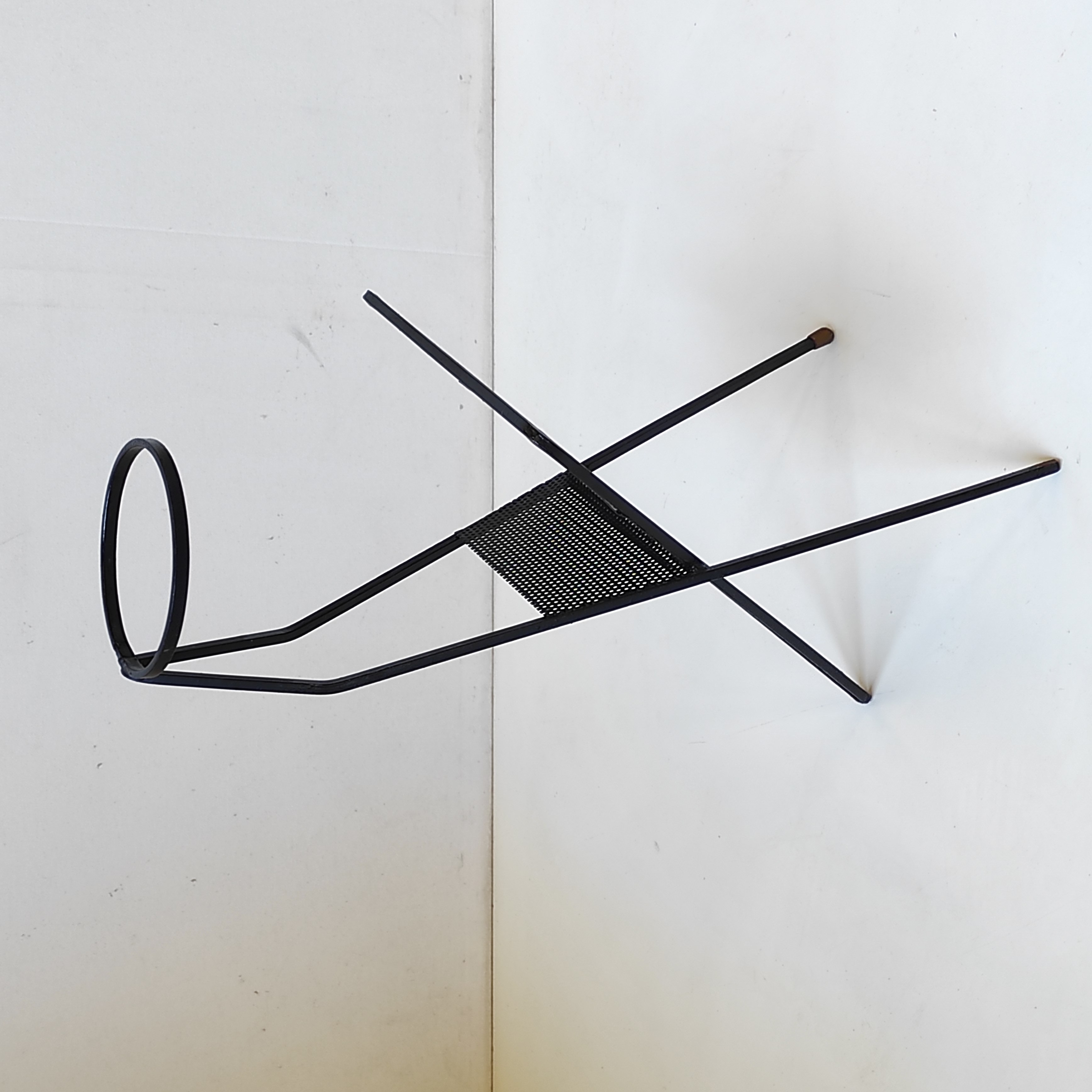 SUPPORT ET PORTE REVUES EN FER DLG DE MATEGOT 60 CM