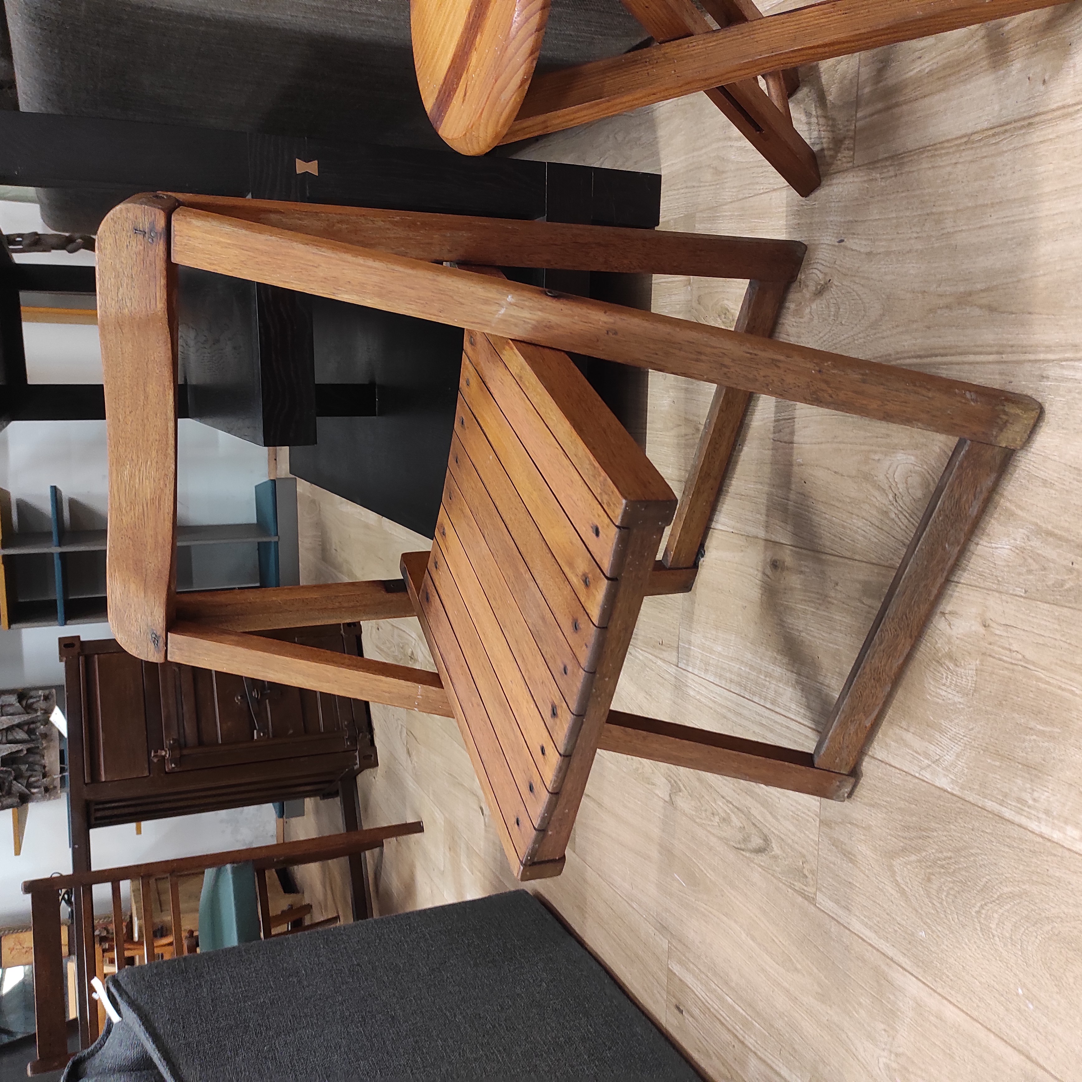 ALDO JACOBER CHAISE EN TECK PLIANTE 47/71/50 CM ANNEES 70