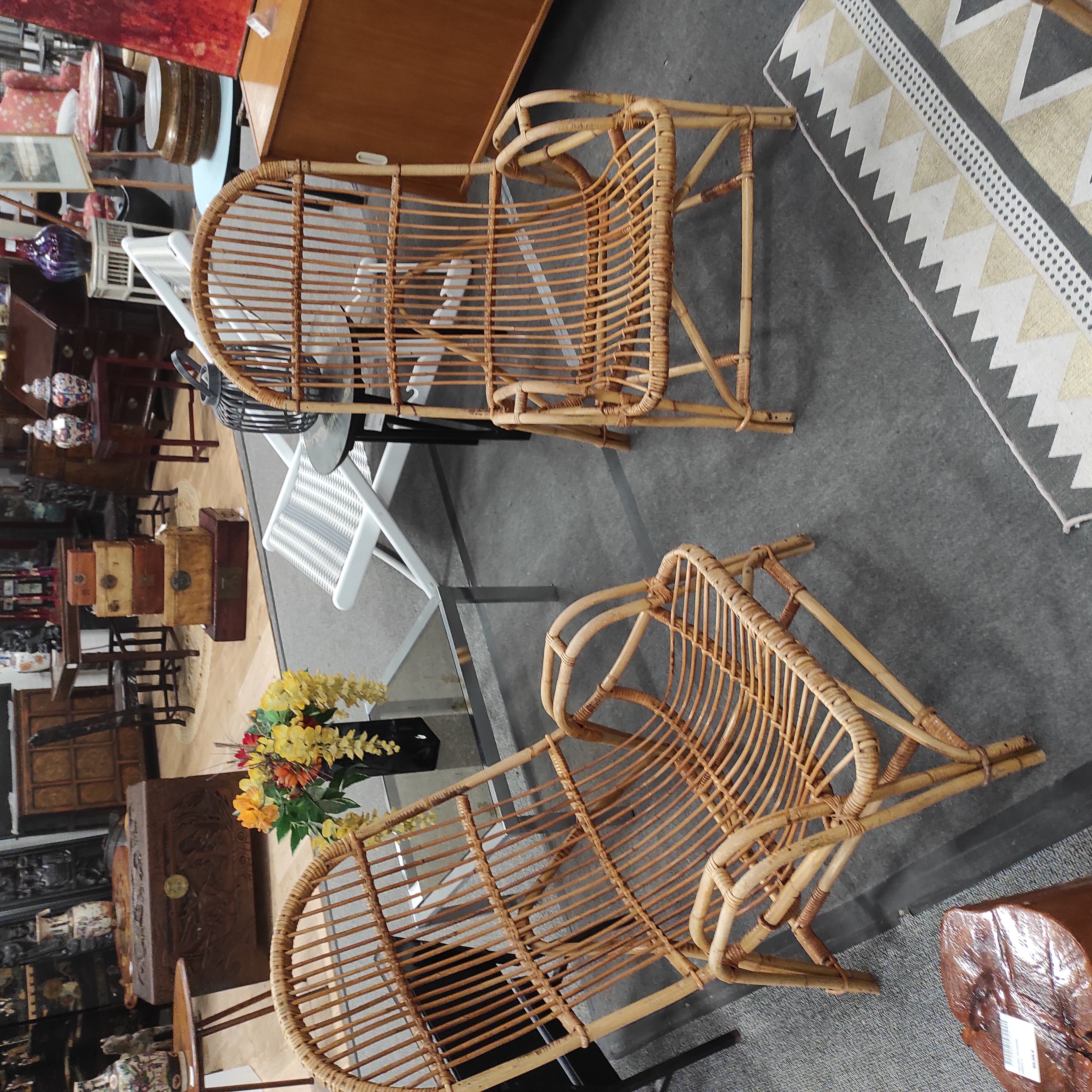 PAIRE DE FAUTEUILS EN ROTIN