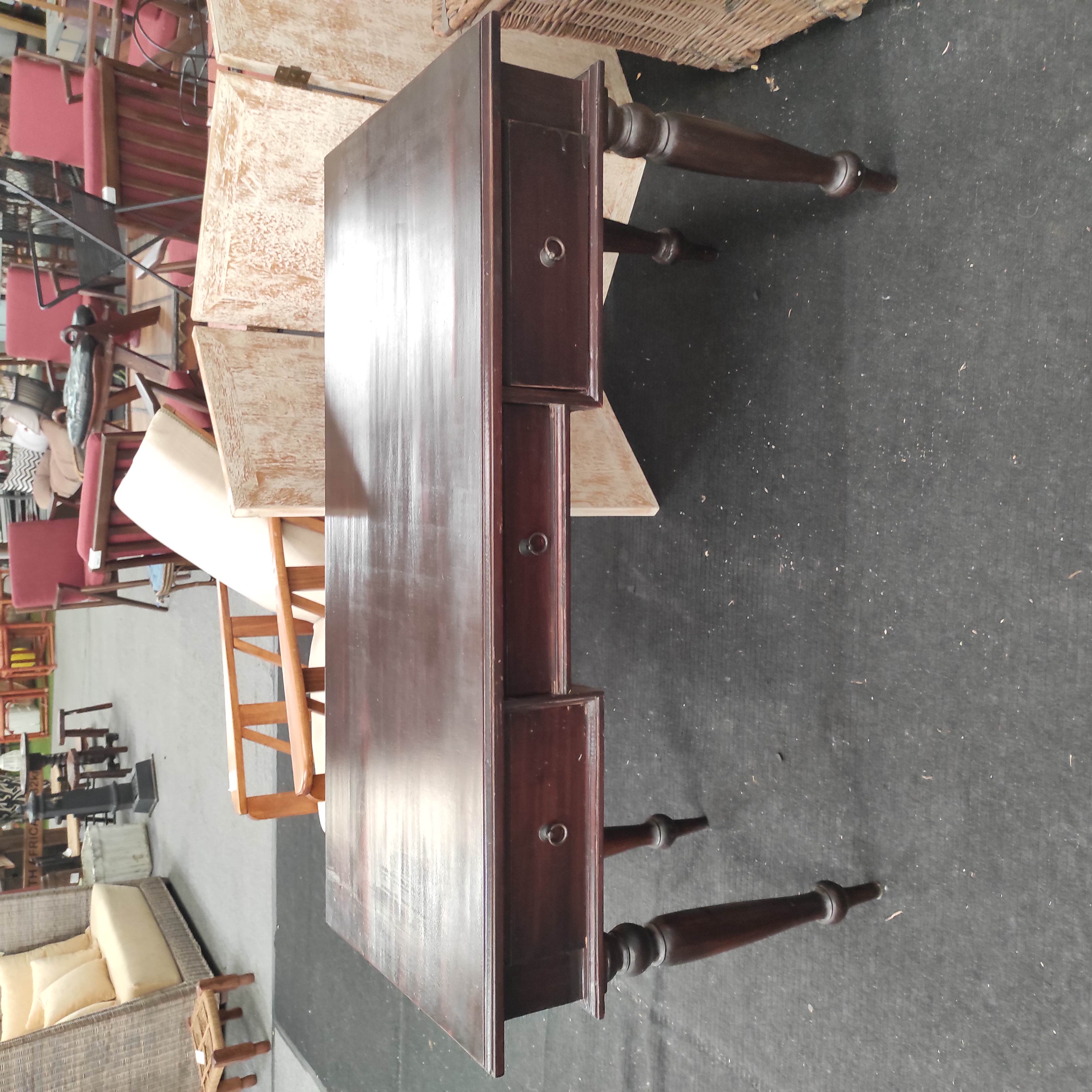 BUREAU DE STYLE COLONIAL 3 TIROIRS 130 x 78 x 60 CM