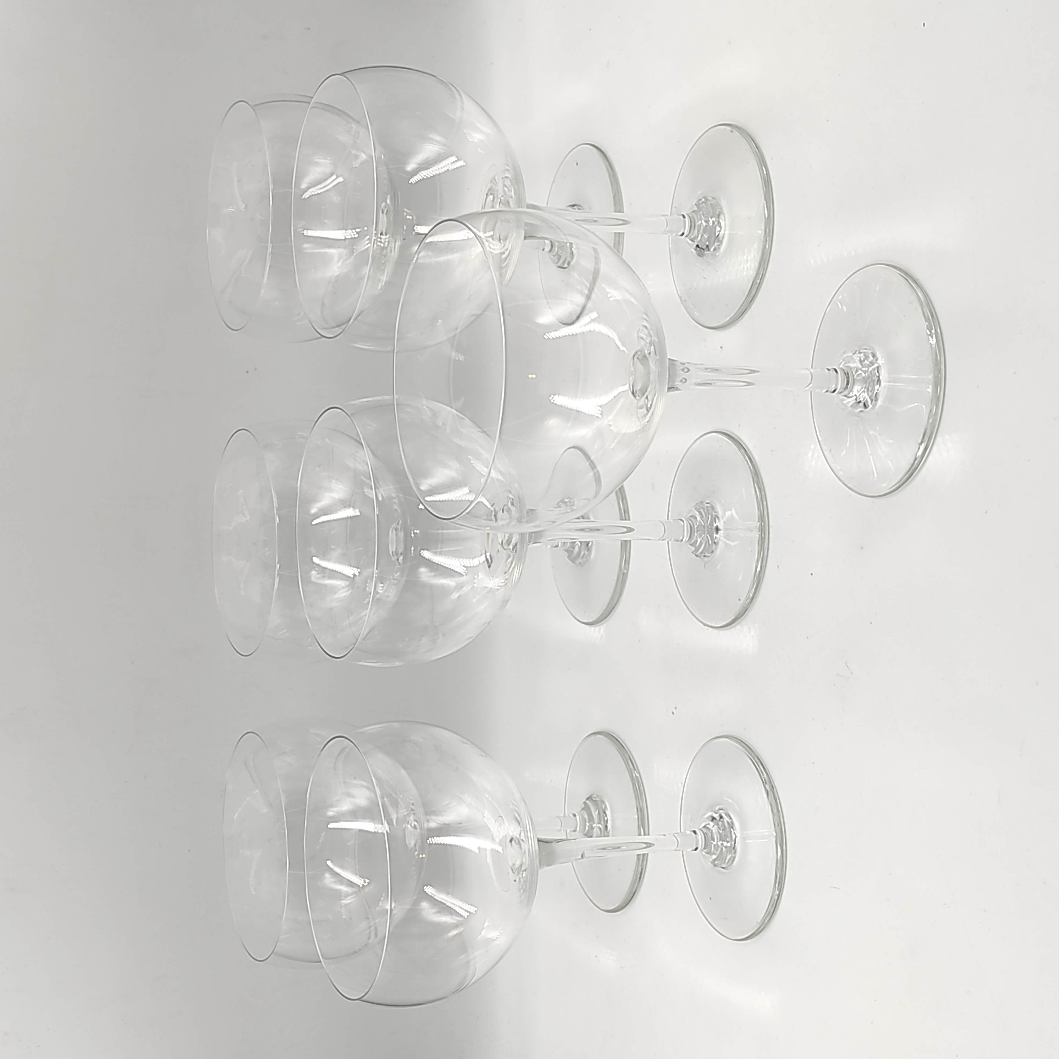 BACCARAT ROMANE-CONTI 7 VERRES A BOURGOGNE EN CRISTAL 17.5 CM