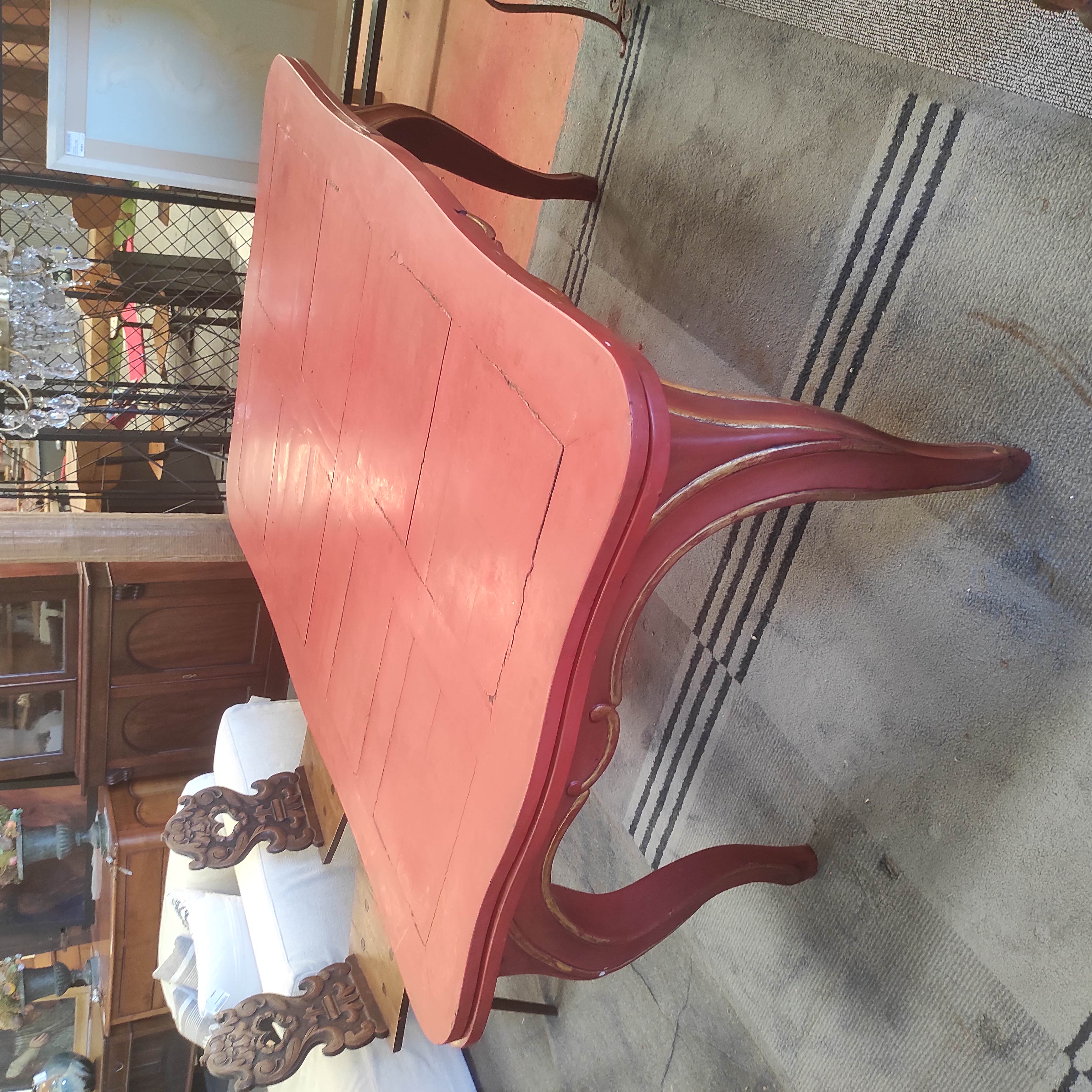 TABLE DE REPAS BAROQUE LAQUE ROUGE 2 ALLONGES 164/77/109 CM EN L ETAT