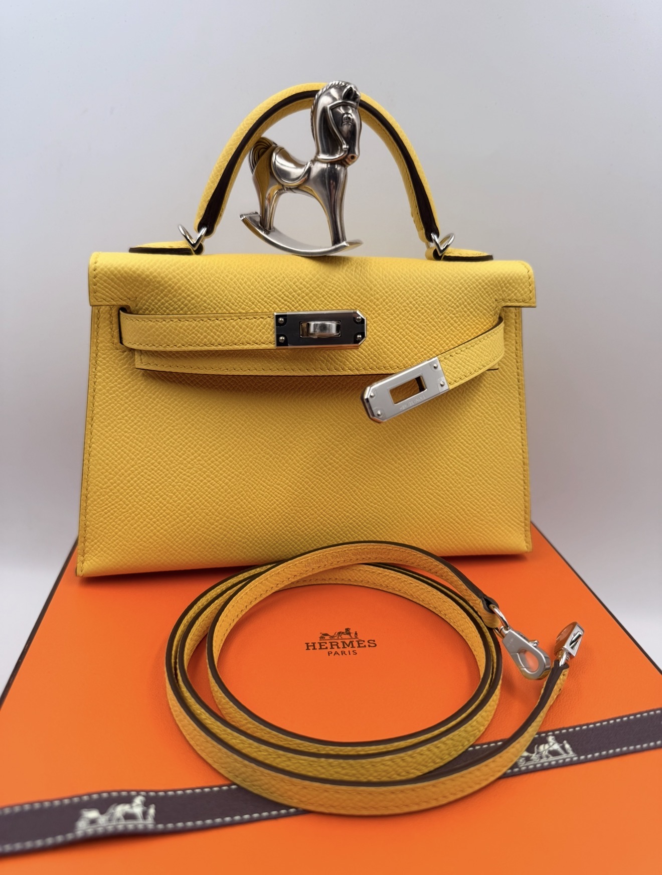 HERMES SAC MINI KELLY II CUIR EPSOM JAUNE MANGO PHW (K..) FULL SET