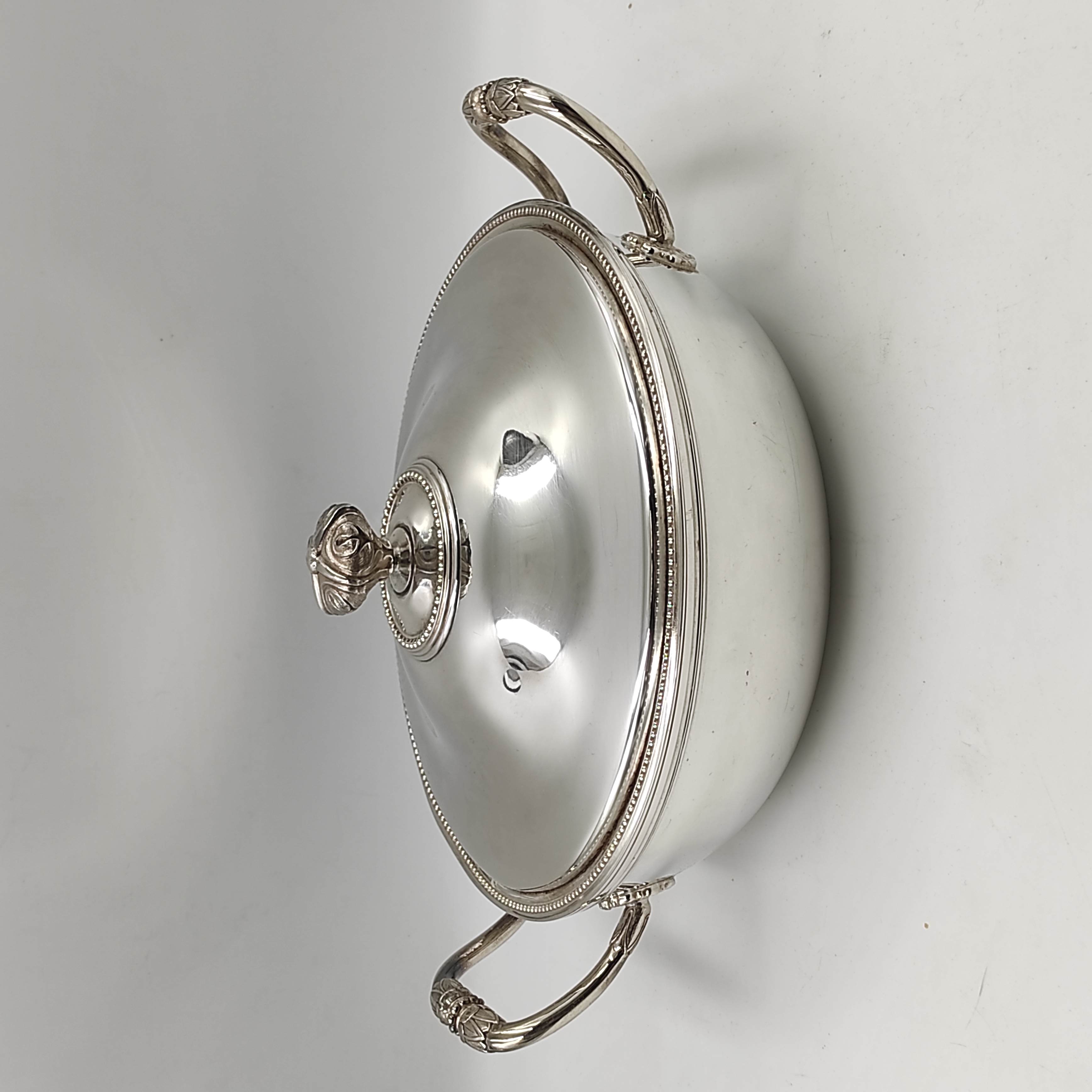 CHRISTOFLE LEGUMIER MODELE PERLES METAL ARGENTE 