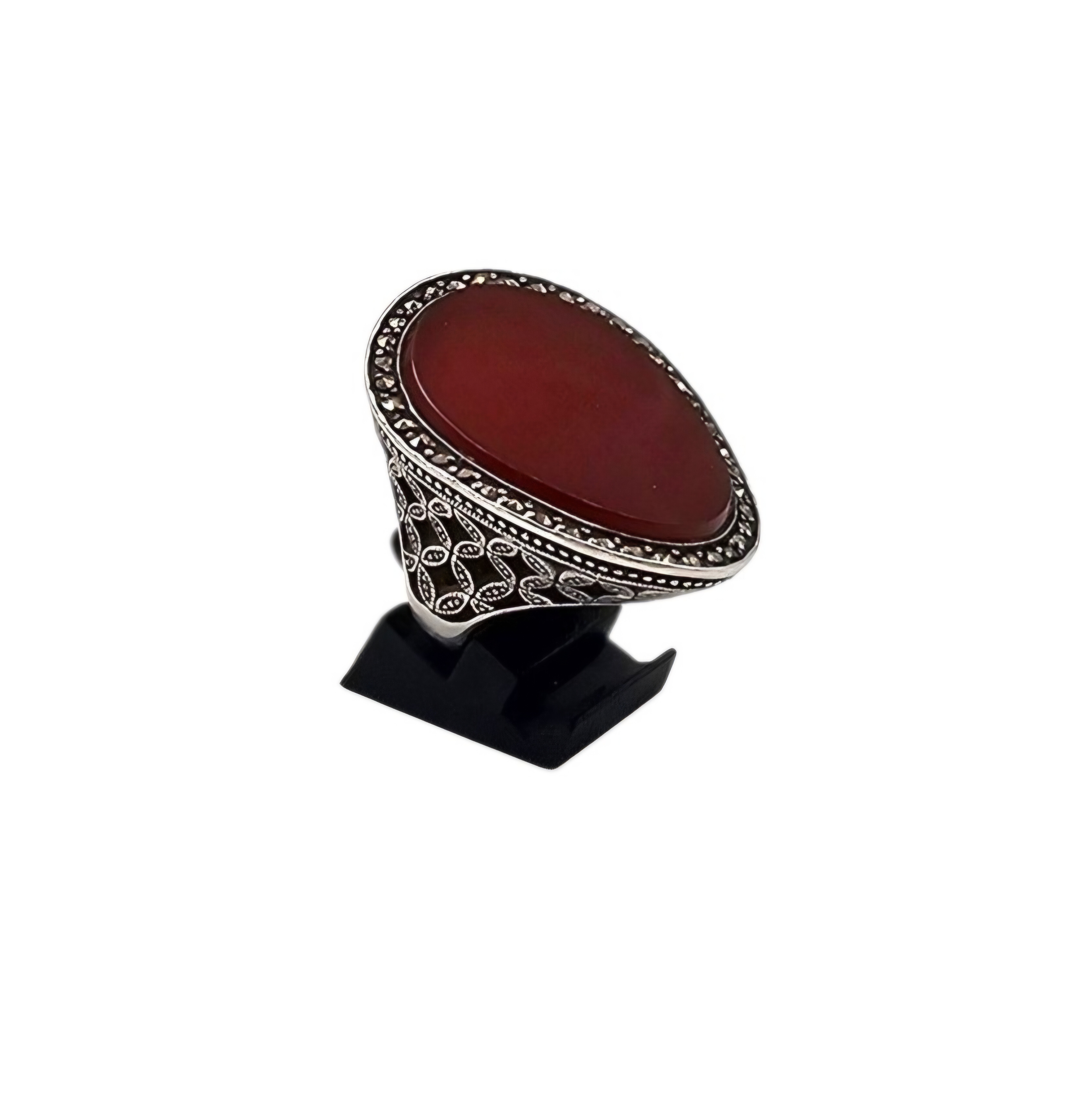 BAGUE DE COCKTAIL EN ARGENT (925) ET AGATE ROUGE P.B. 20.9 GR