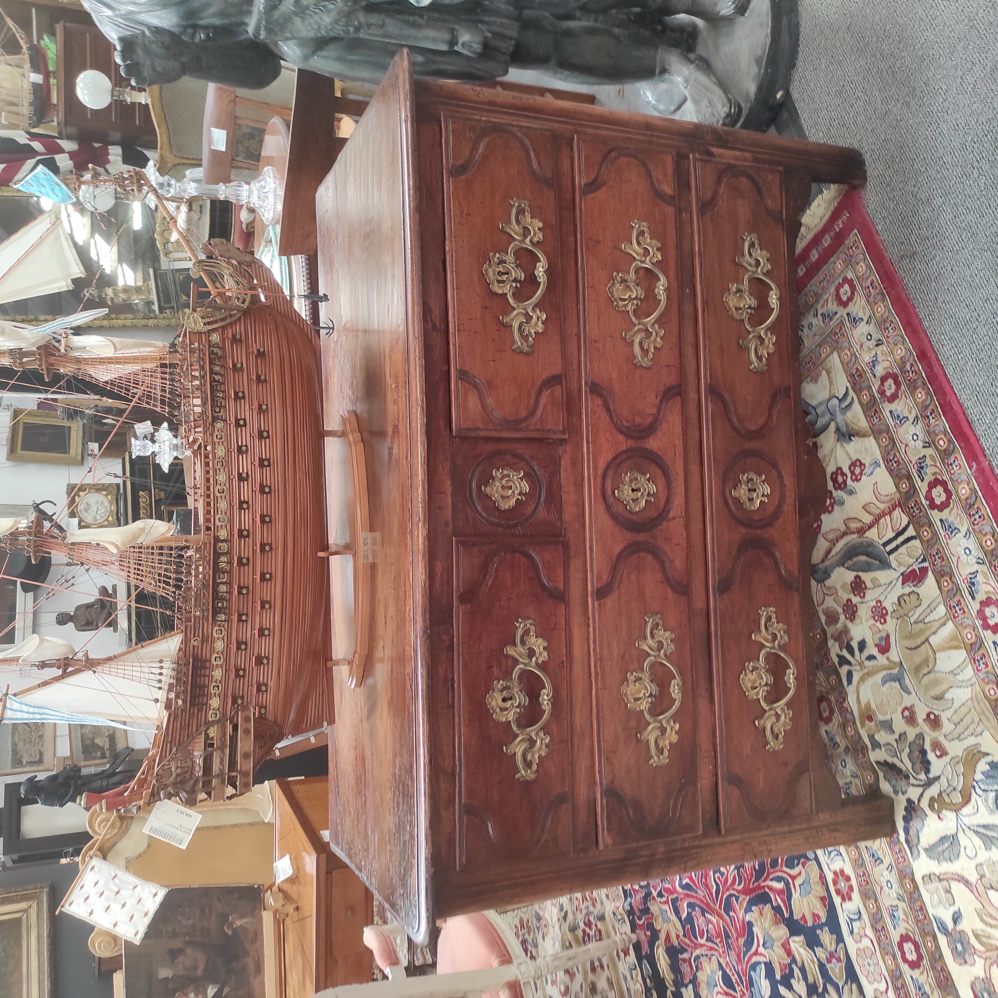 COMMODE LOUIS XIV  128 X 59 X 85 CM