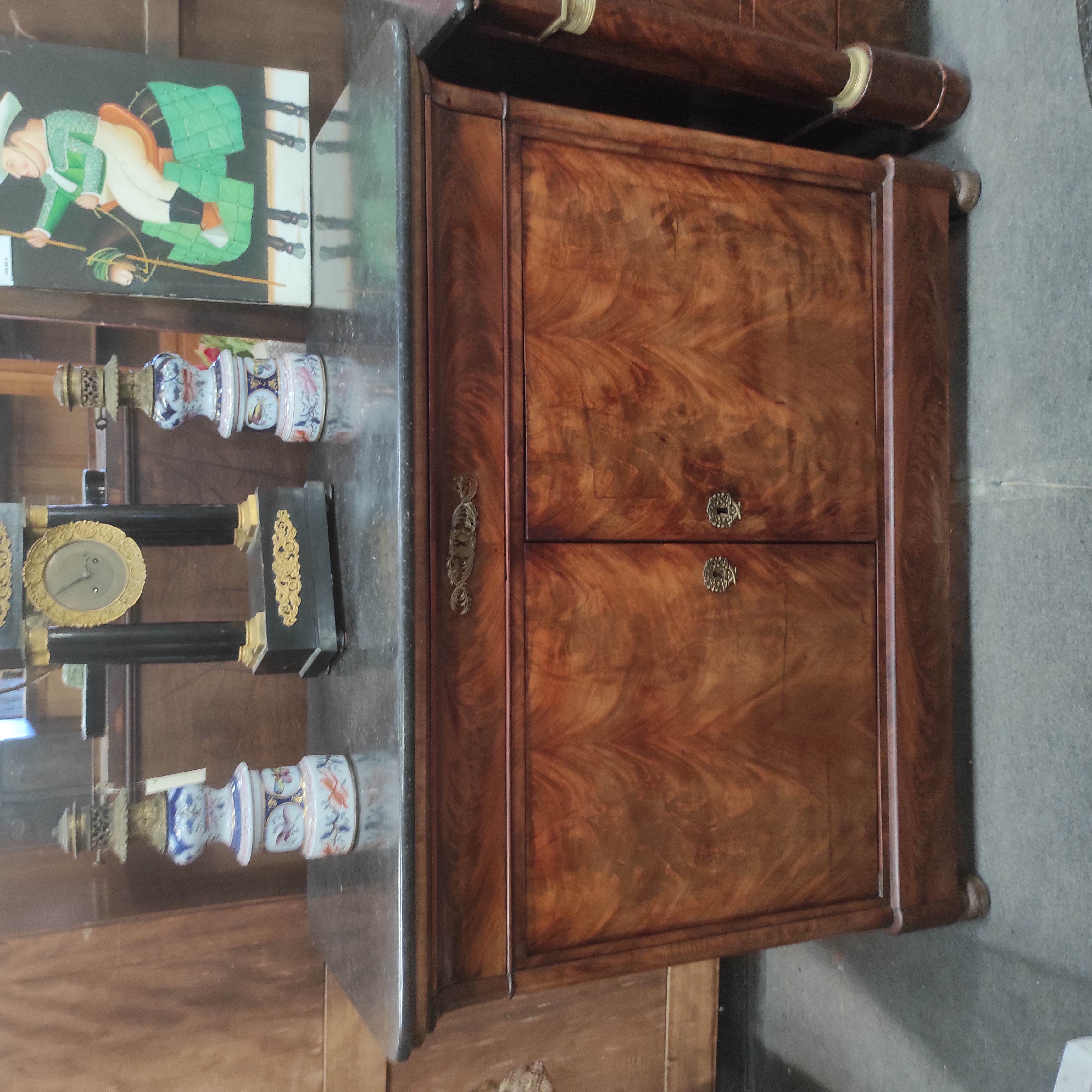 BUFFET EN ACAJOU RESTAURATION DESSUS MARBRE 128 X 54 X 98CM