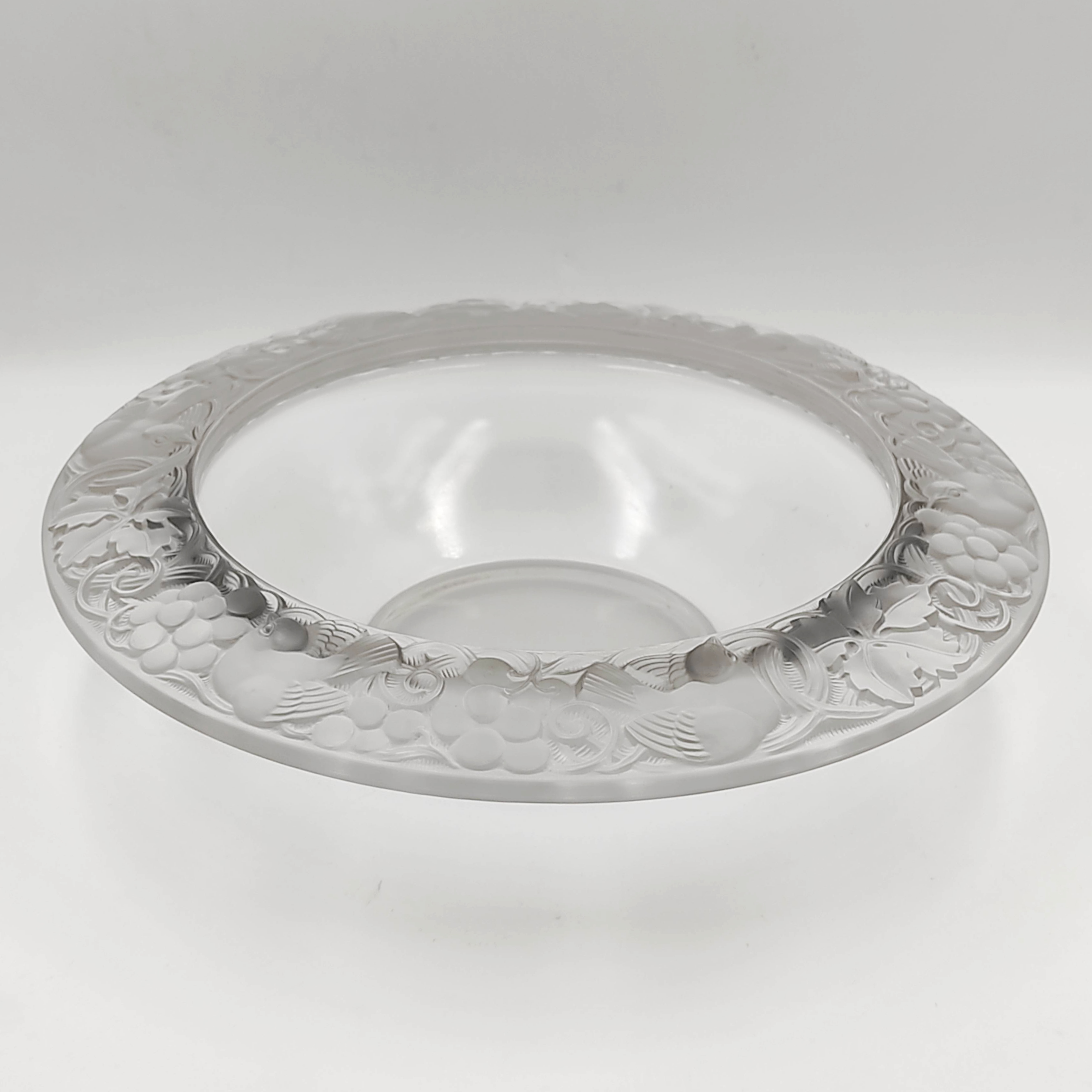 D AVESN COUPE A FRUIT A DECOR DE MOINEAUX DIAM 30 CM