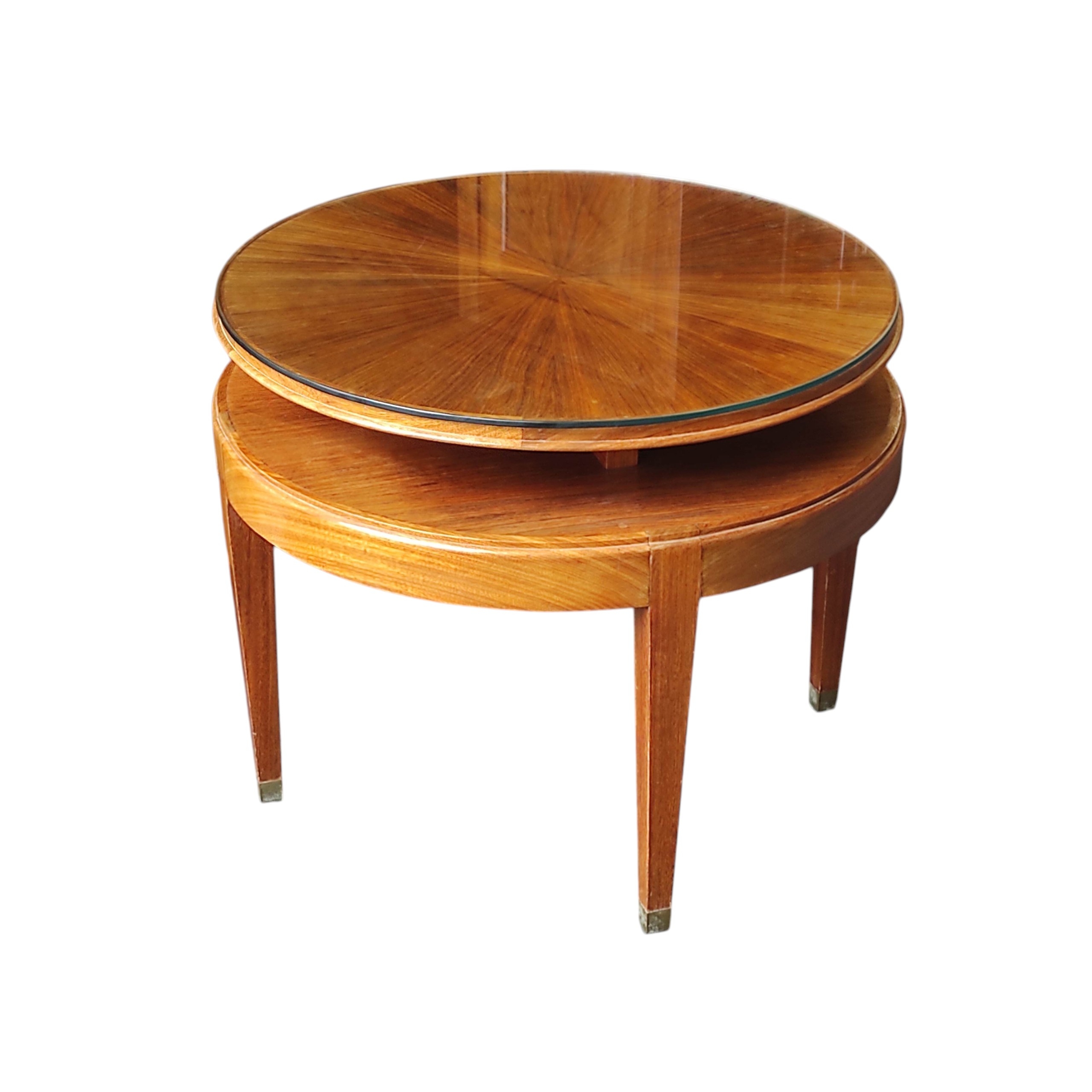 GUERIDON ART DECO EN PLACAGE DE PALISSANDRE ET SABOTS LAITON 77 x 65 CM