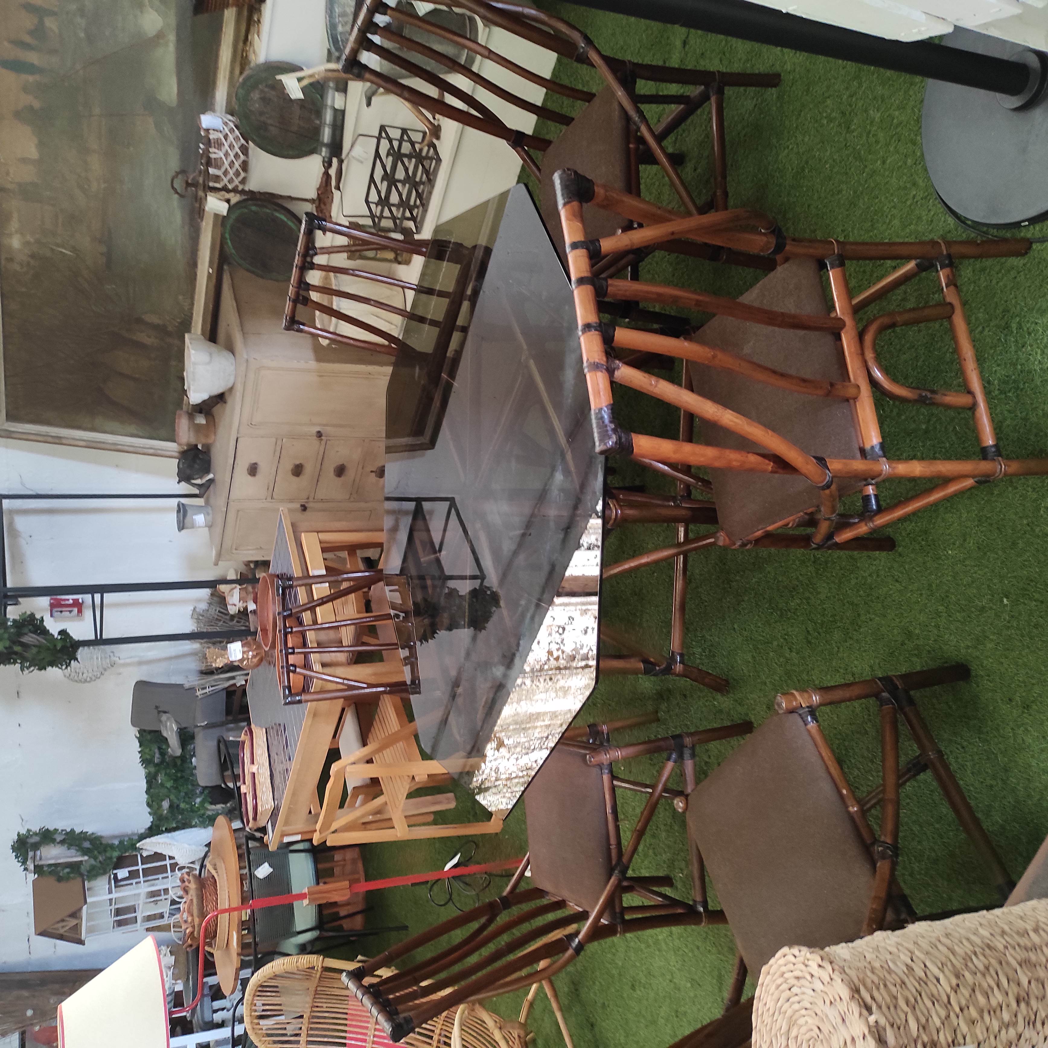 TABLE DE REPAS PLATEAU VERRE 125 CM + 6 CHAISES EN ROTIN LANIERES CUIR