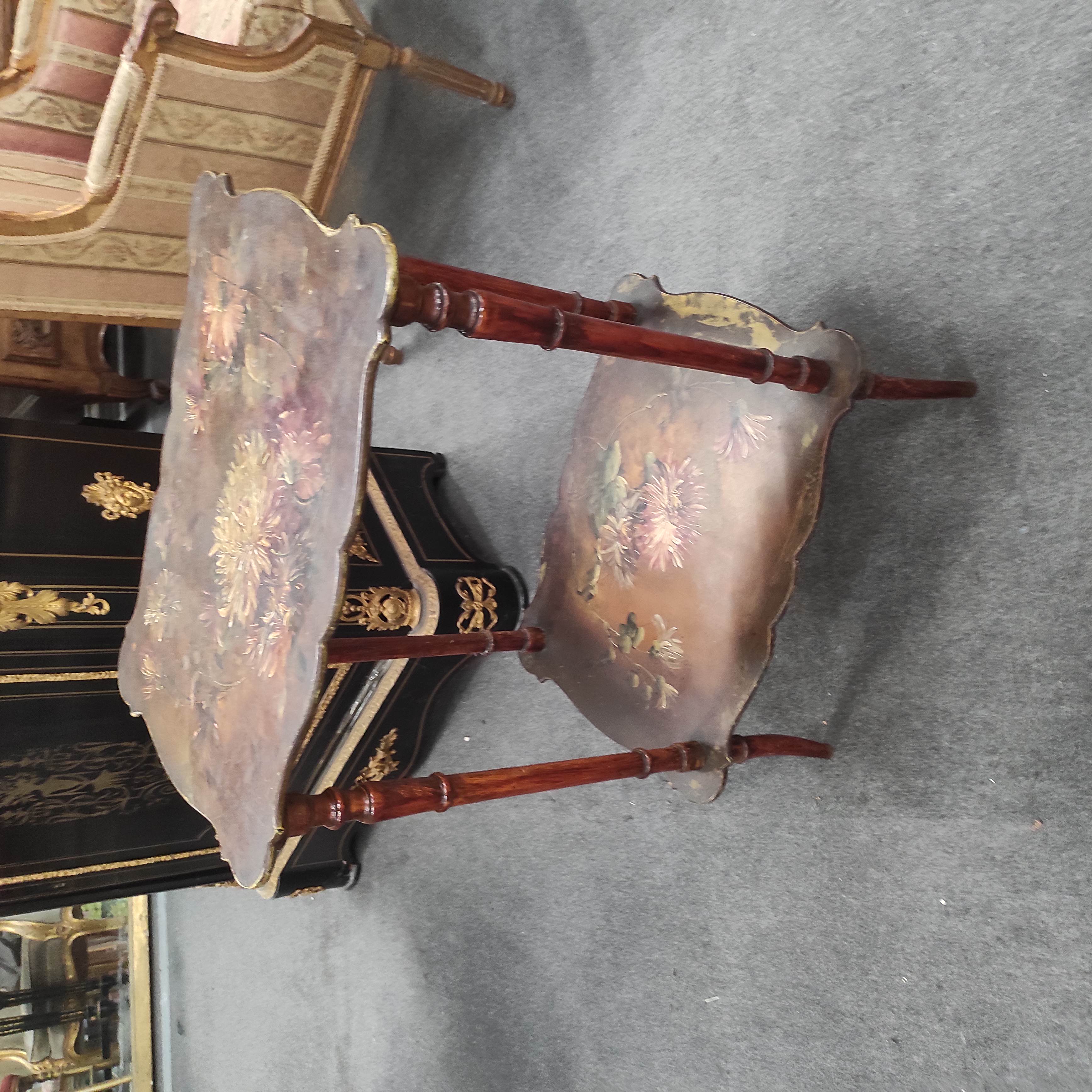 TABLE D APPOINT NAPOLEON III PLATEAUX PEINT 50 X 71 CM