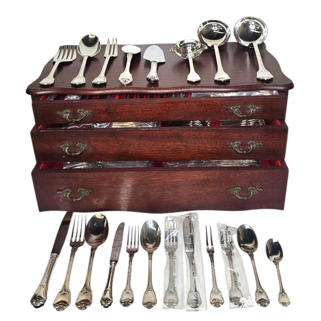 CHRISTOFLE PORT ROYAL MENAGERE 131 PIECES + 9 SERVICE + COFFRET METAL ARGENTE 