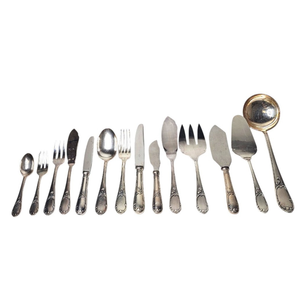 FRIONNET MENAGERE 92 PIECES 12 PERSONNES METAL ARGENTE