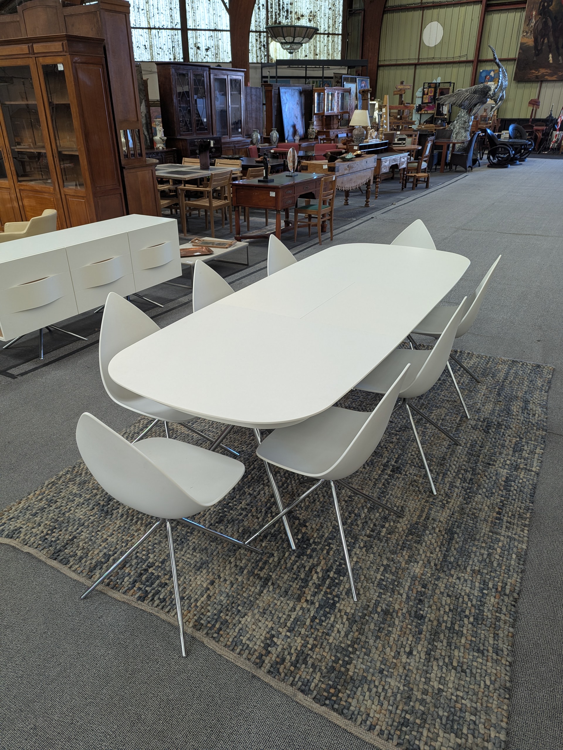BO CONCEPT OTTAWA TABLE DE REPAS 185/250/73/100 CM PIETEMENT METAL