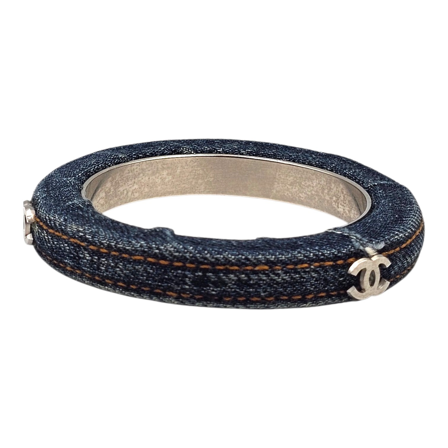 CHANEL BRACELET PROTOTYPE EN JEAN ET METAL CIRCA 2013-2014 COLL. LAGERFELD